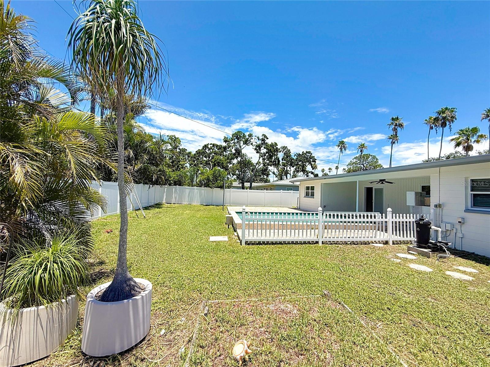 SHORE ACRES OVERLOOK SEC - Residential Lease