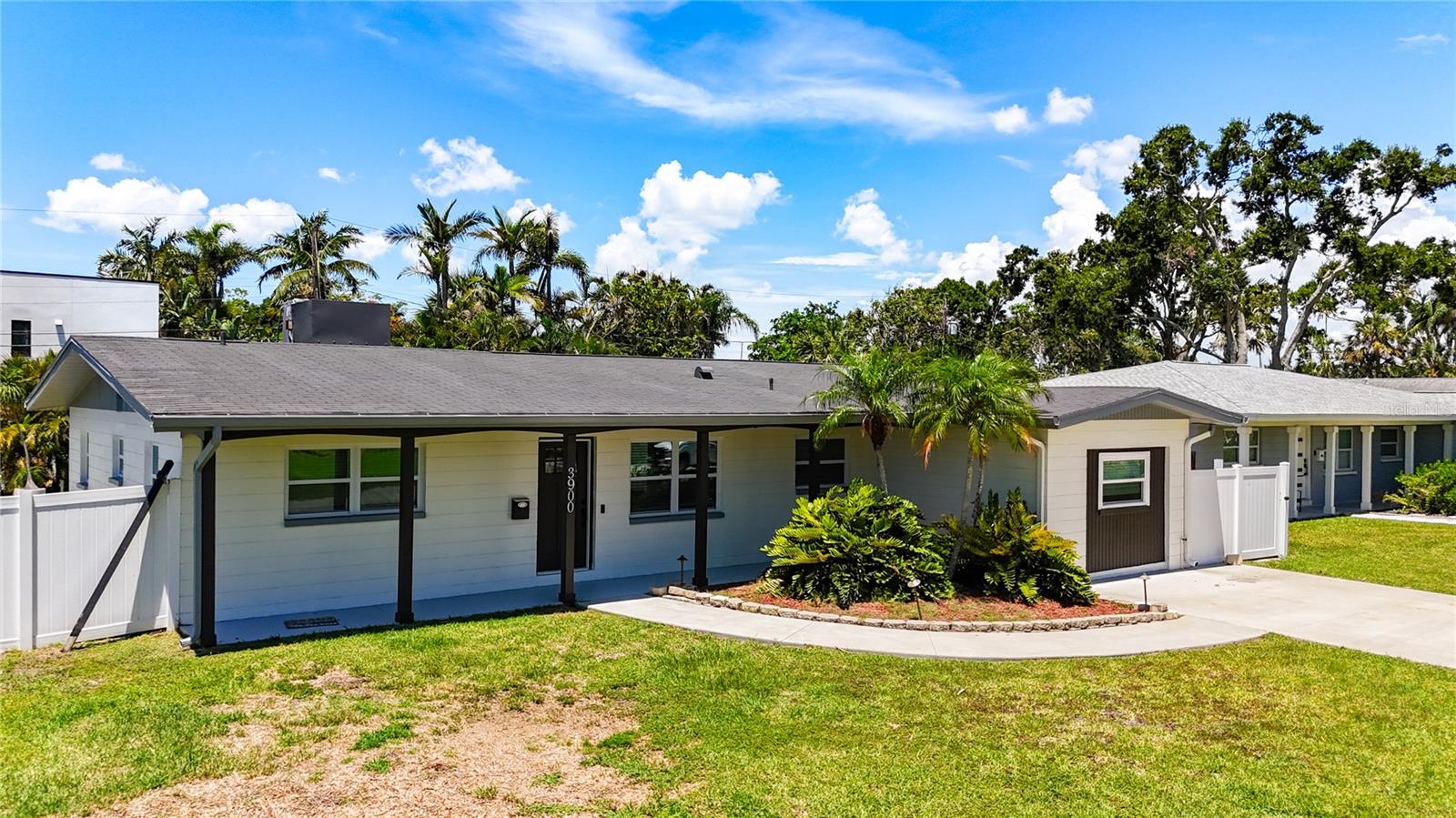 SHORE ACRES OVERLOOK SEC - Residential Lease
