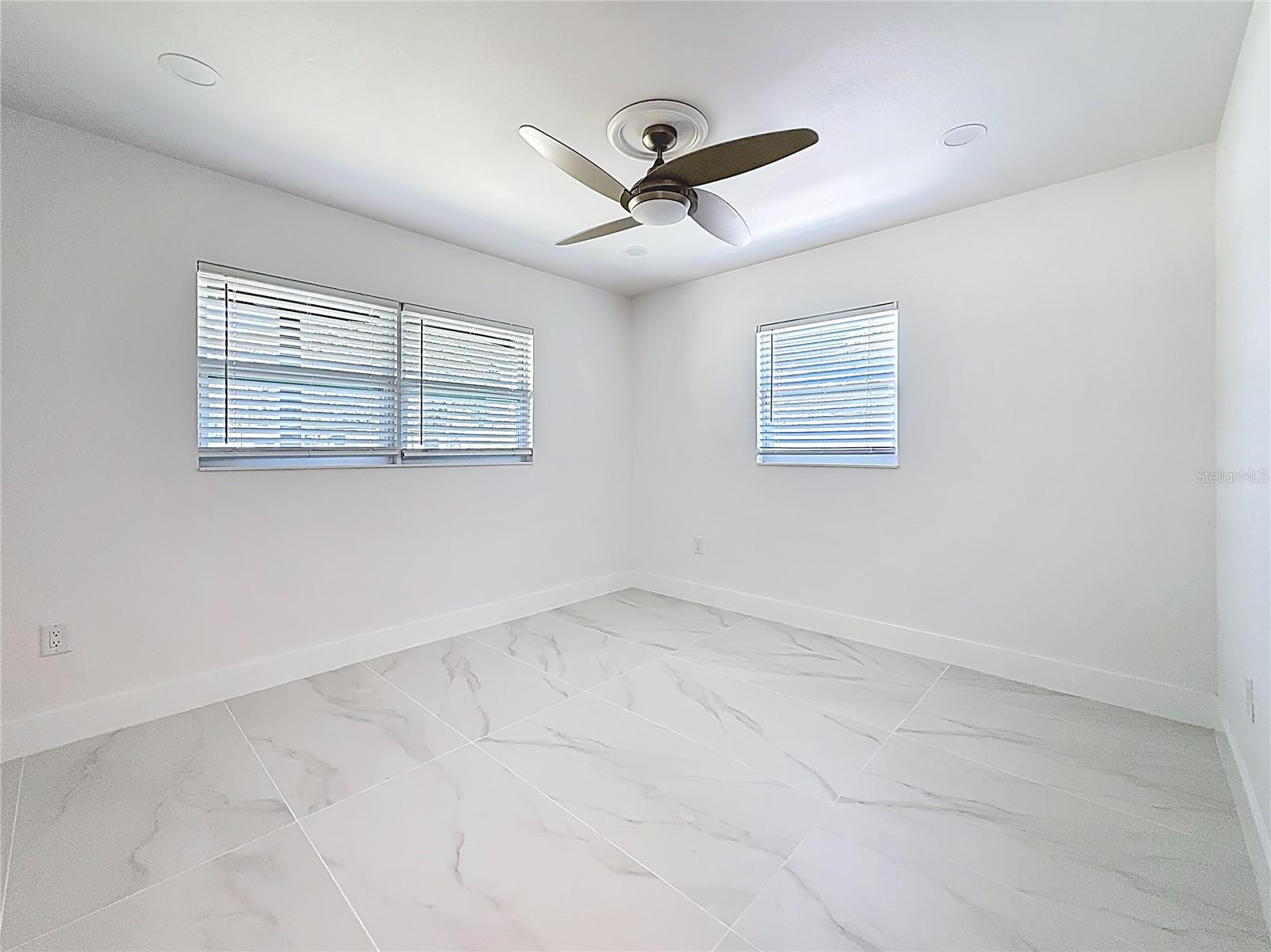 SHORE ACRES OVERLOOK SEC - Residential Lease