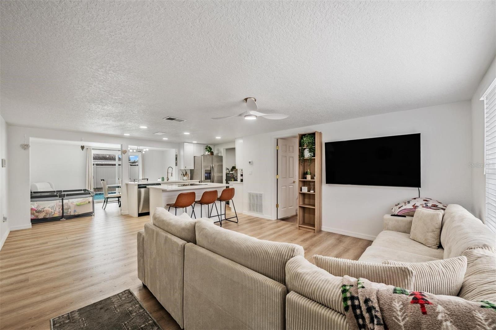 PALM TERRACE GARDENS - Residential