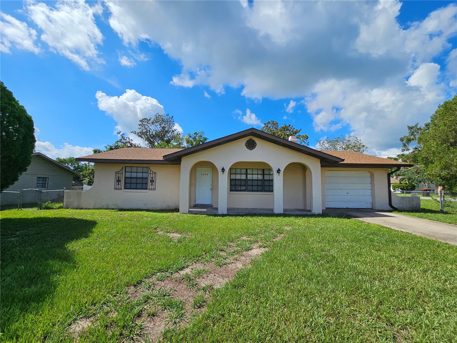 Available For Rent. this corner lot property features 3 Bedroom 2 bath and a single-car garage, located in the heart of Belleview, 1300 sq ft living total 1469 under roof, and a split bedroom floor plan. The living area, kitchen, and 2 guest bedrooms bedrooms have tile flooring, Primary bedroom has walk-in closet and bathroom and a tiled stalled shower. appliances: fridge, stove/oven, microwave oven, dishwasher, includes an outdoor screened lanai, fenced in back yard. washer and dryer hook ups are in the garage. House interior has new paint, Schedule a showing today! All applicants over 18 that will be residing in the home must submit an application..Belleview utilities for the water, Duke Energy for electric.
we ask for first month's rent and security. NO PETS and NO SMOKING