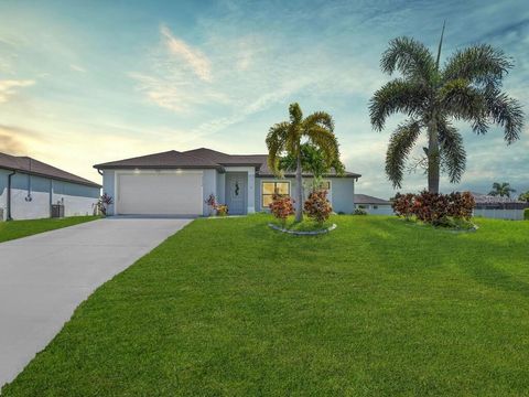Photo of 1322 NW 10th Terrace, Cape Coral, FL 33993 (MLS # C7515490)