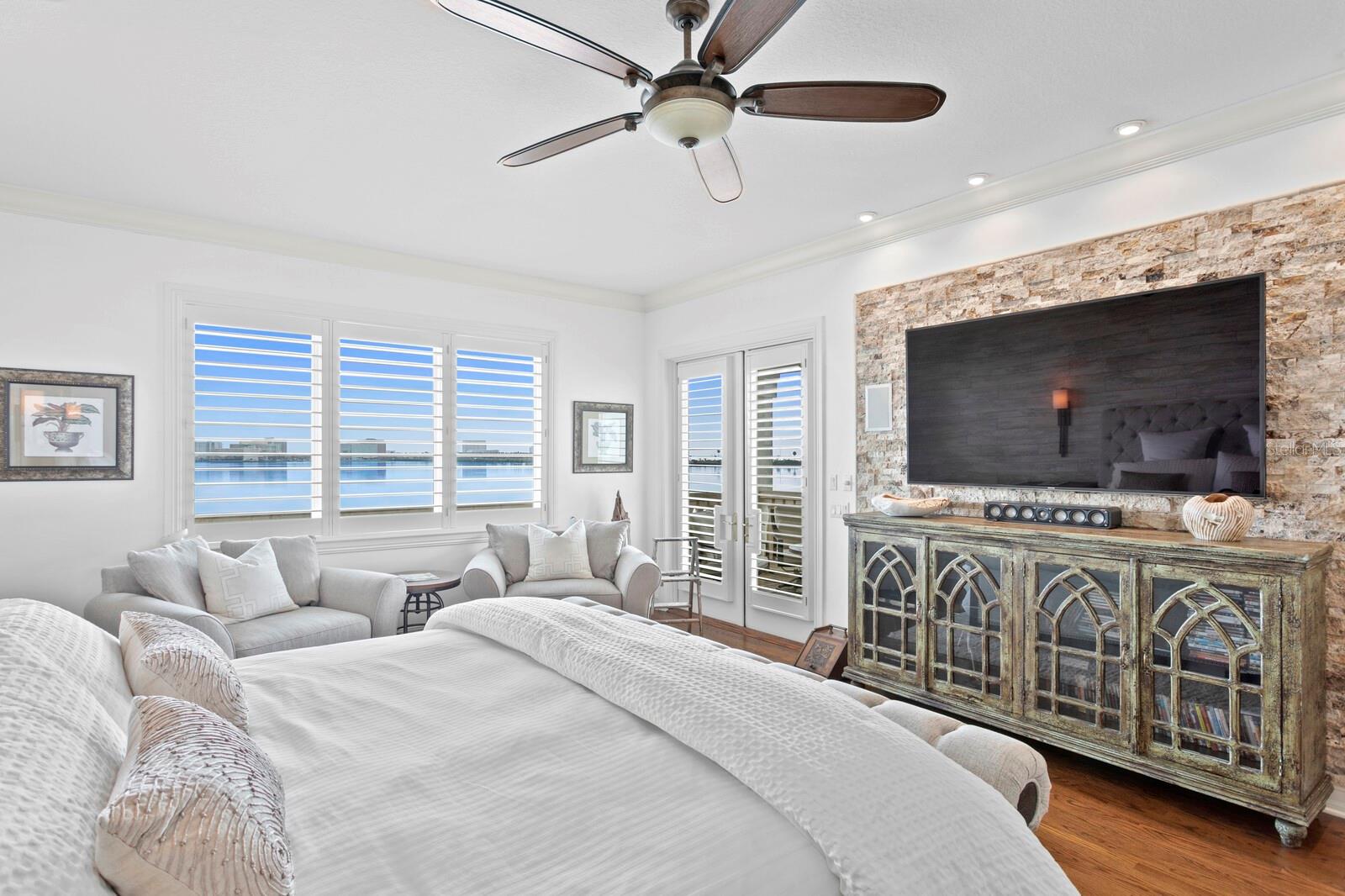 THE RESERVE OF OLD TAMPA BAY - Residential