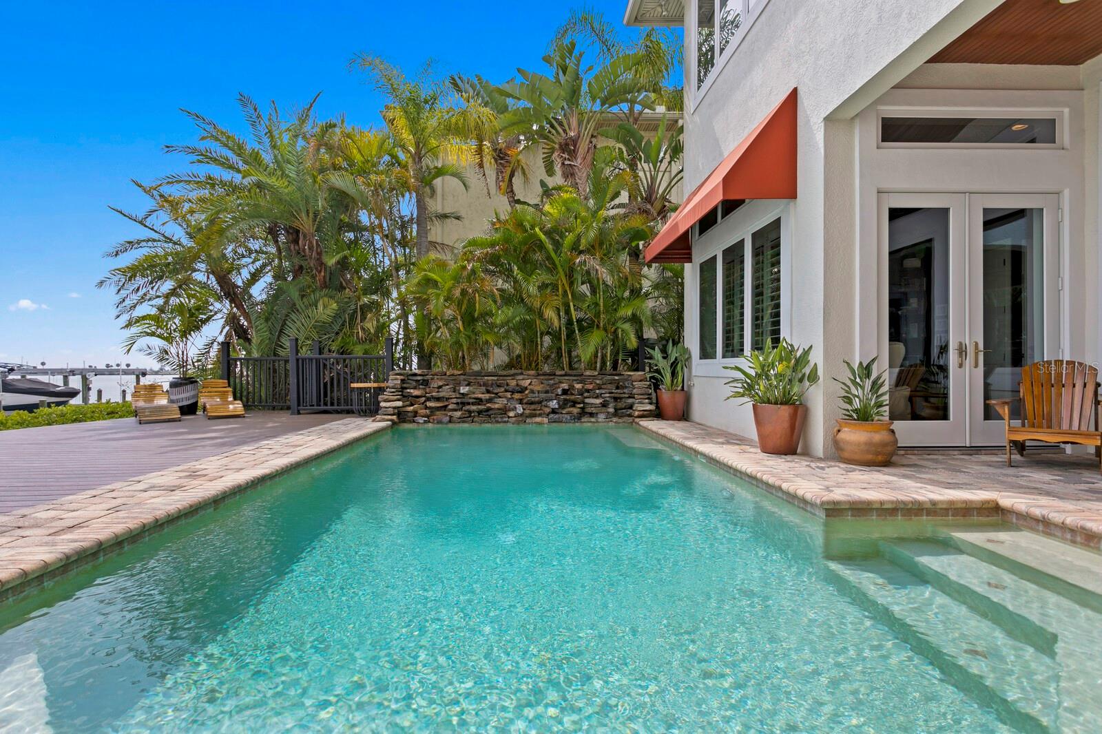 THE RESERVE OF OLD TAMPA BAY - Residential