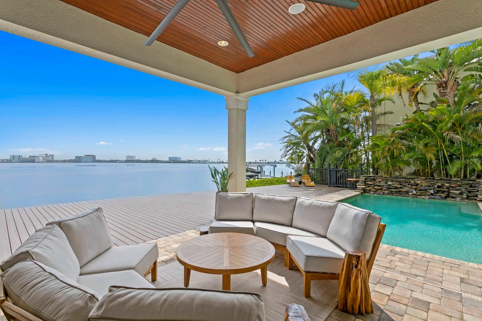 THE RESERVE OF OLD TAMPA BAY - Residential