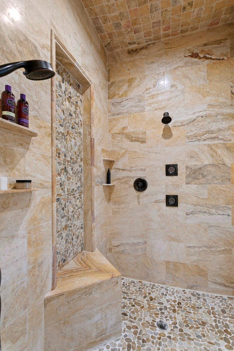 THE RESERVE OF OLD TAMPA BAY - Residential