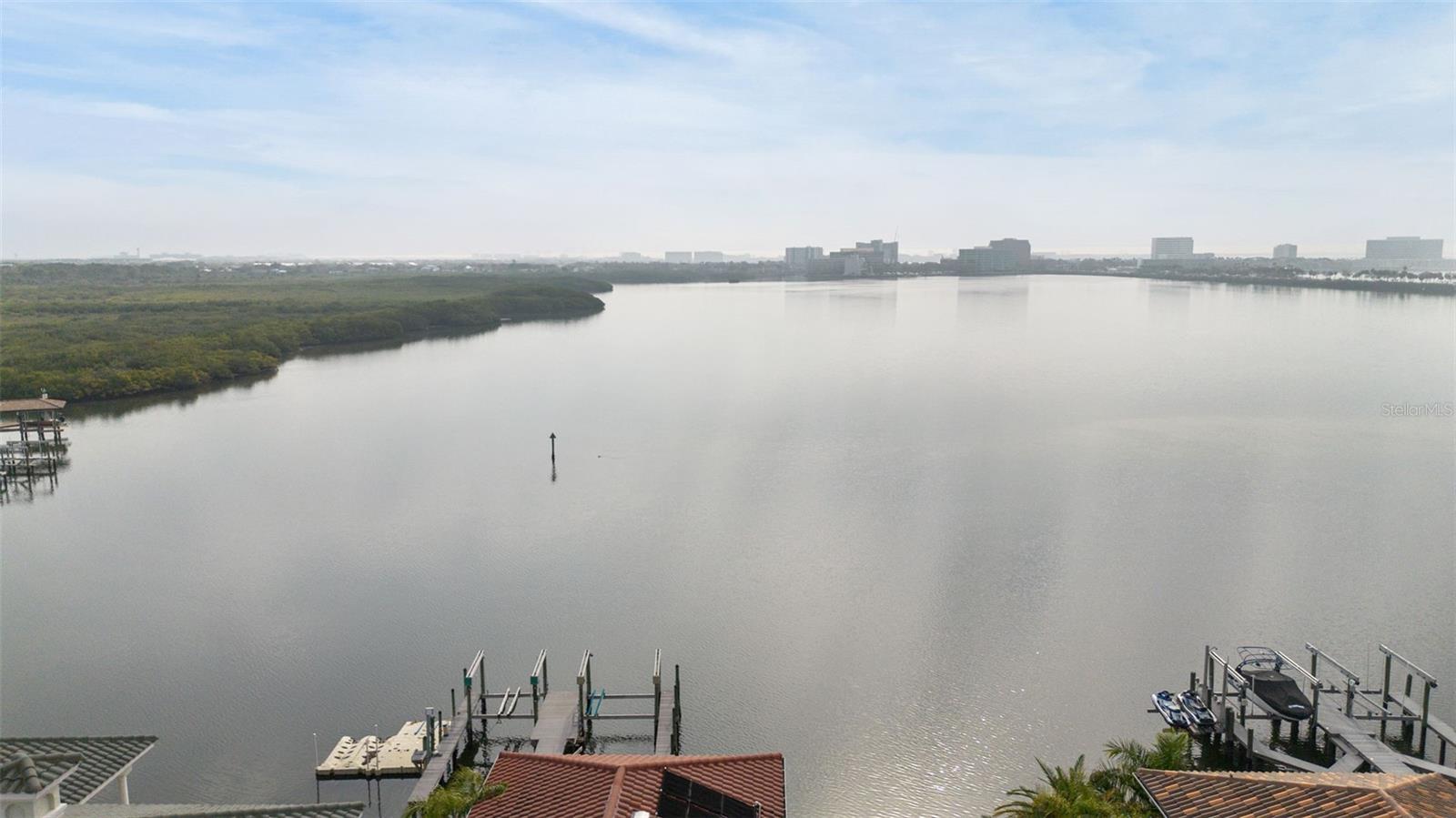 THE RESERVE OF OLD TAMPA BAY - Residential