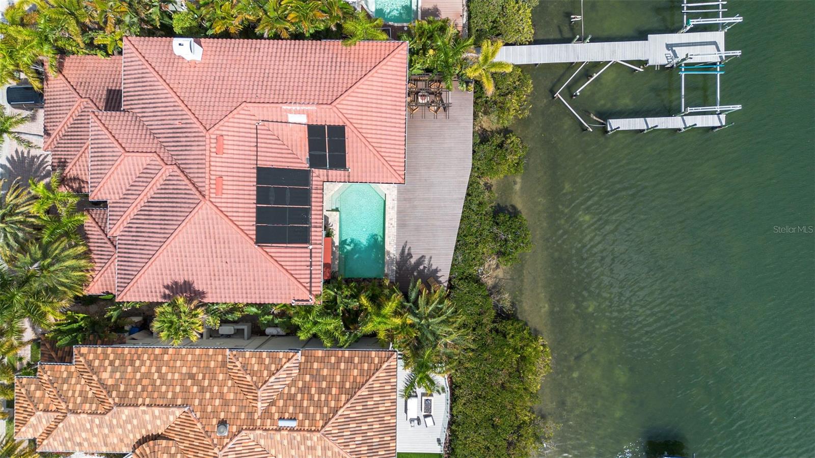 THE RESERVE OF OLD TAMPA BAY - Residential