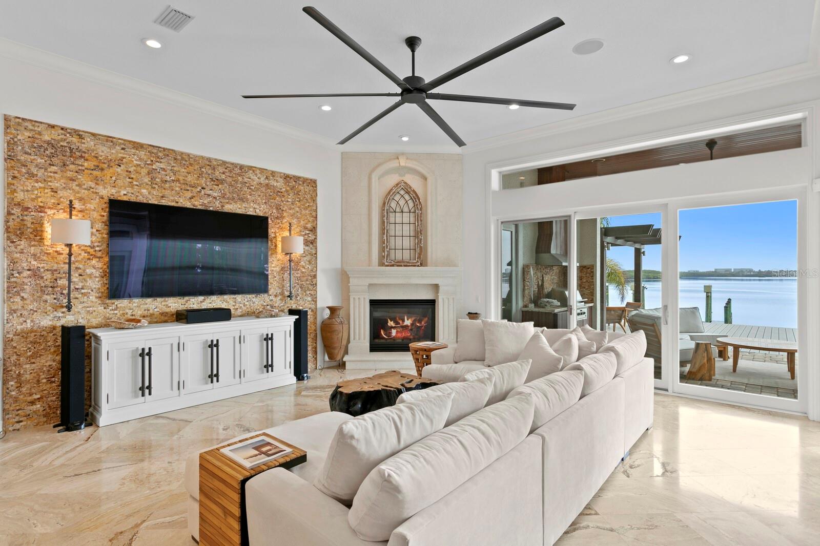 THE RESERVE OF OLD TAMPA BAY - Residential