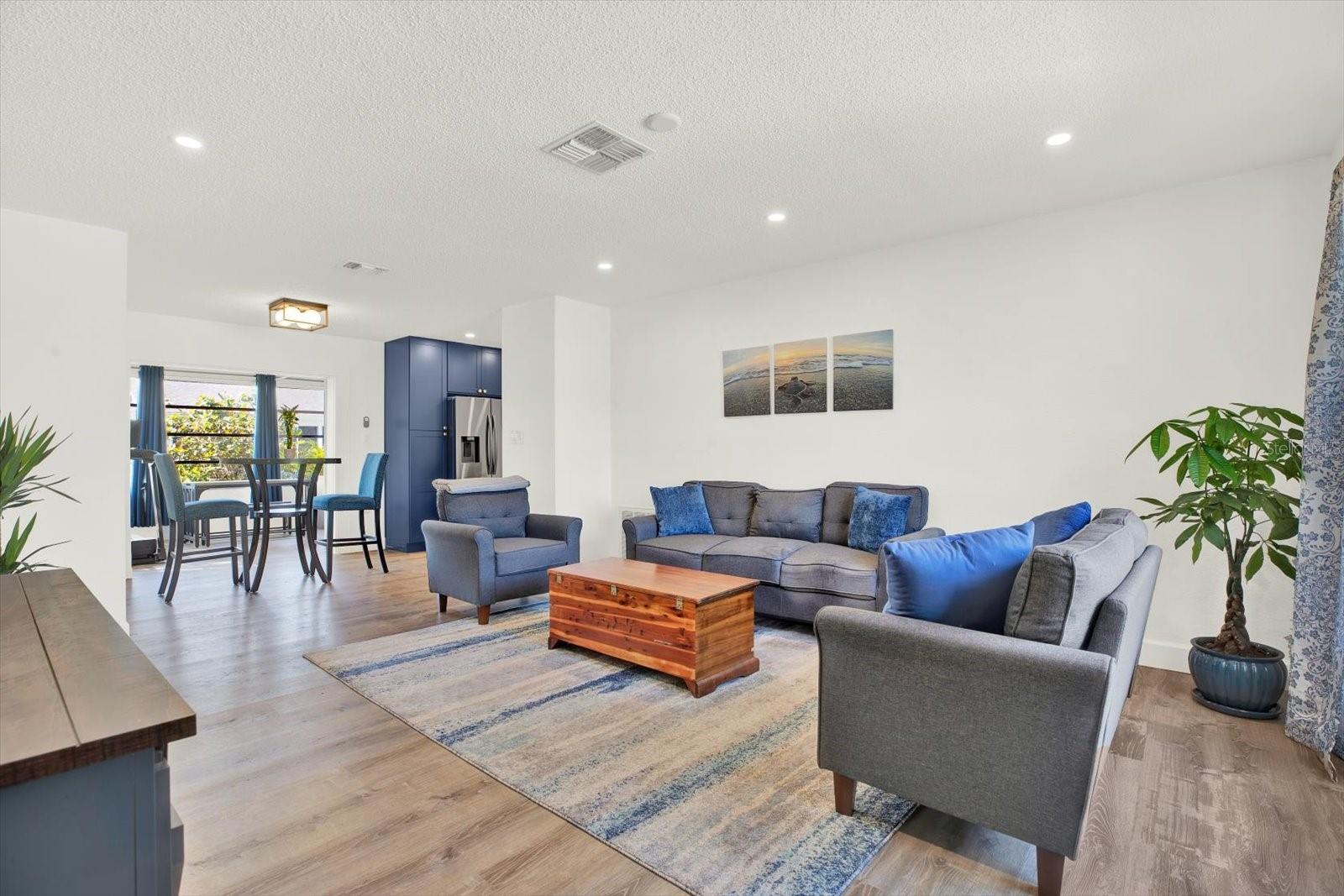 9138 MILLERS POND AVENUE