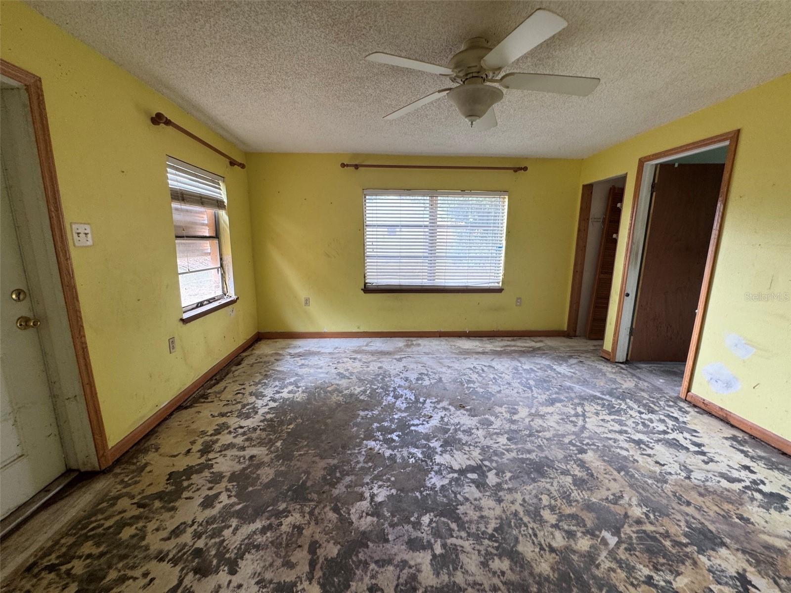 FAIRLAWN PARK UNITS 4 & 5 - Residential