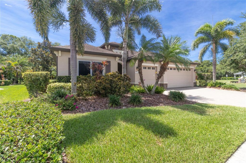 Photo of 553 Chantilly Trail, Bradenton, FL 34212 (MLS # A4696705)