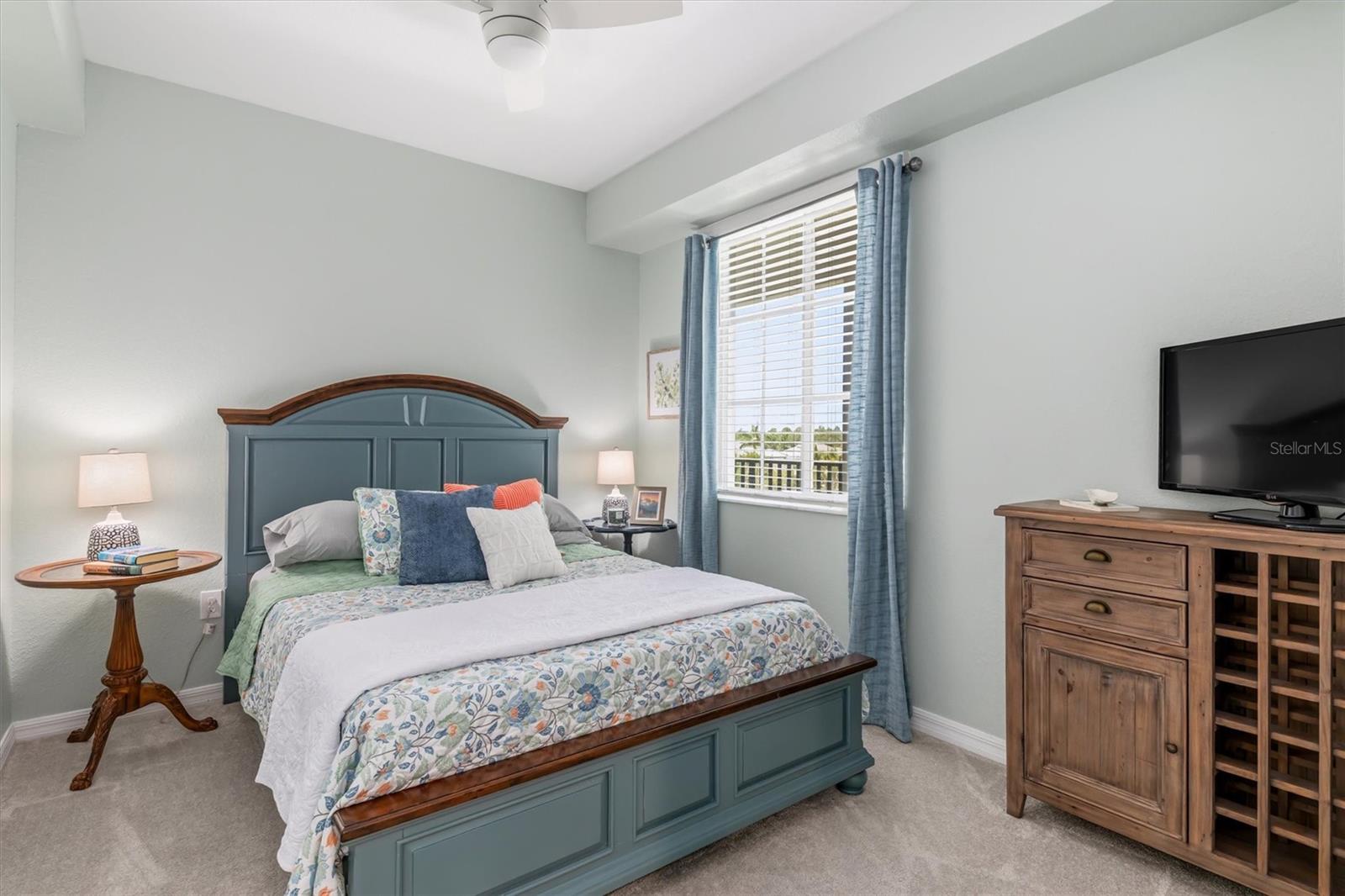 WELLEN PARK GOLF & COUNTRY CLUB - Residential