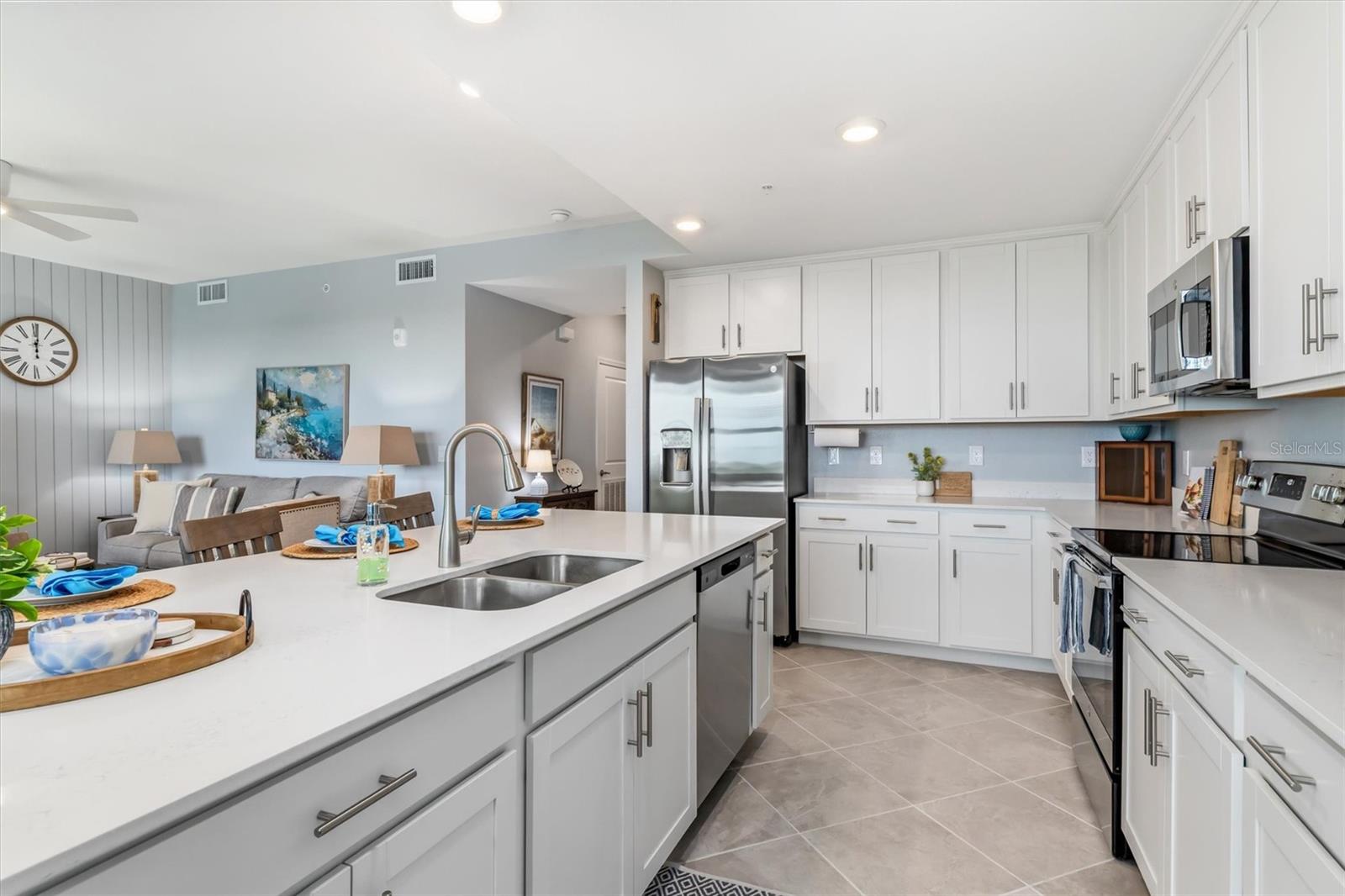 WELLEN PARK GOLF & COUNTRY CLUB - Residential