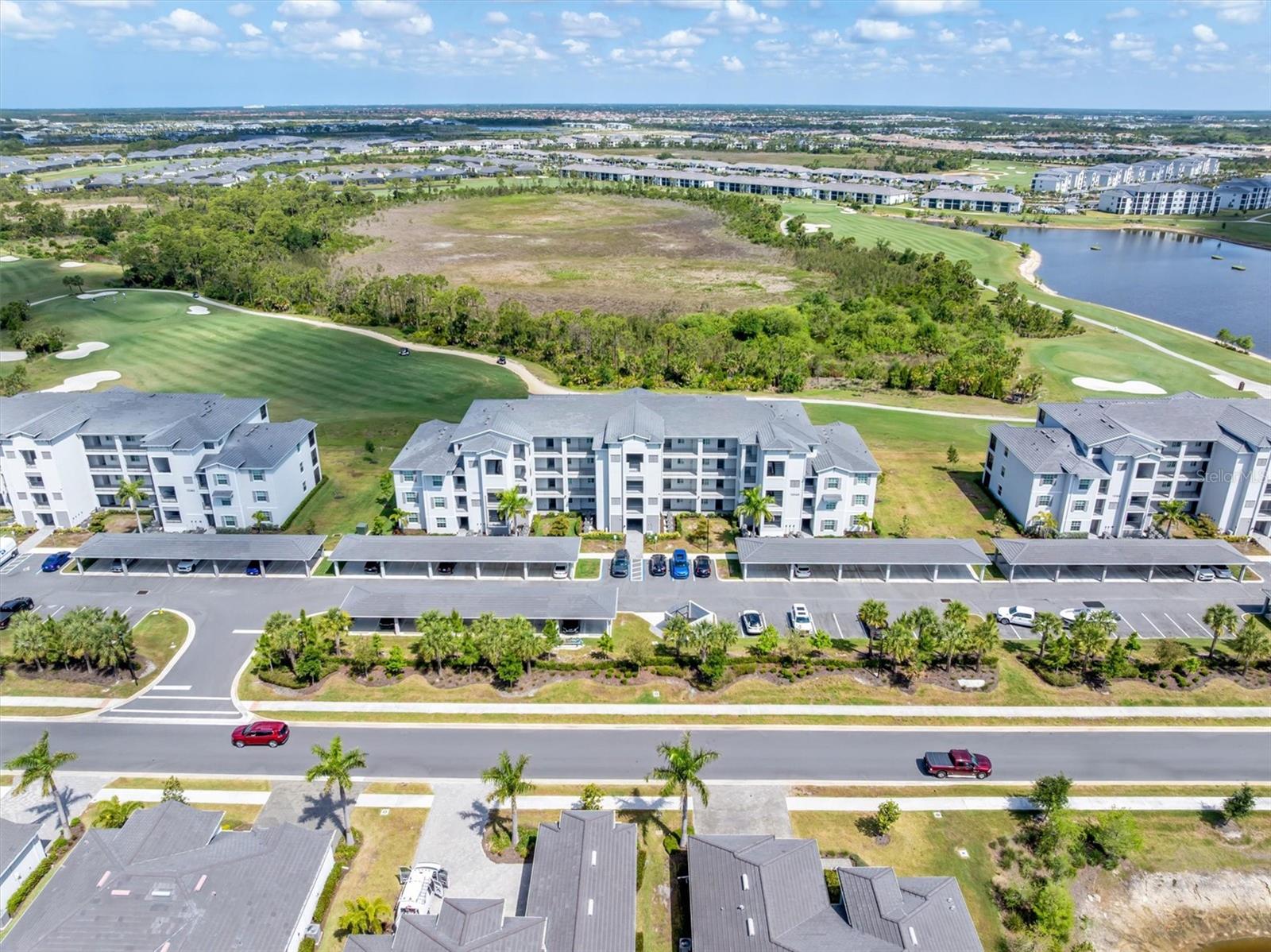 WELLEN PARK GOLF & COUNTRY CLUB - Residential