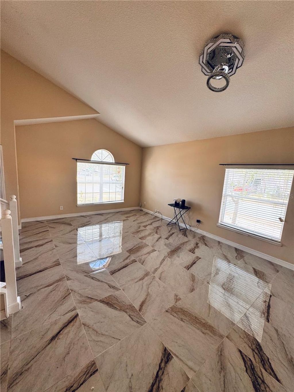 Photo of 877 Scrub Jay Way, Davenport, FL 33896 (MLS # O6377425)