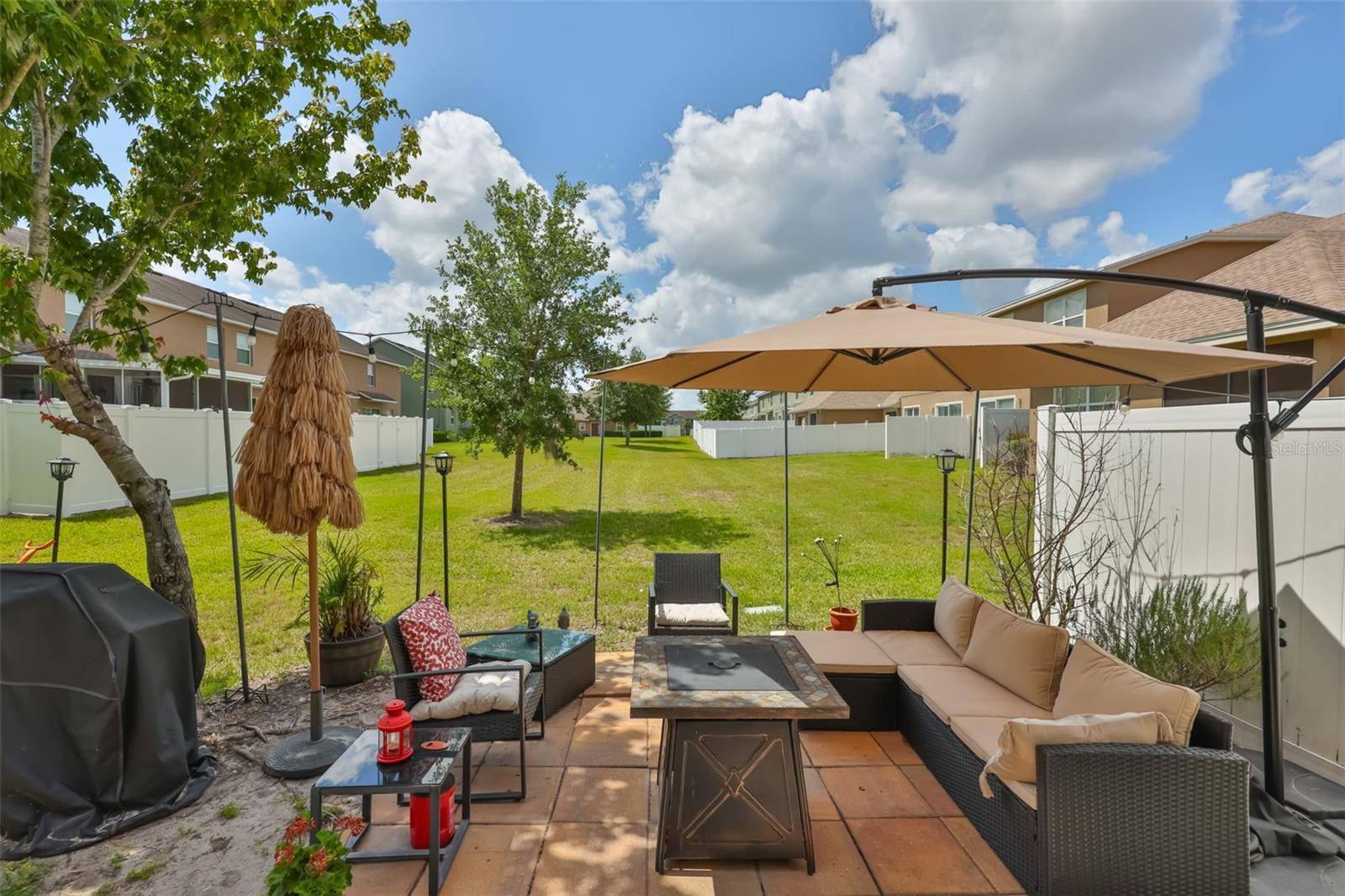 CHELSEA OAKS - Residential