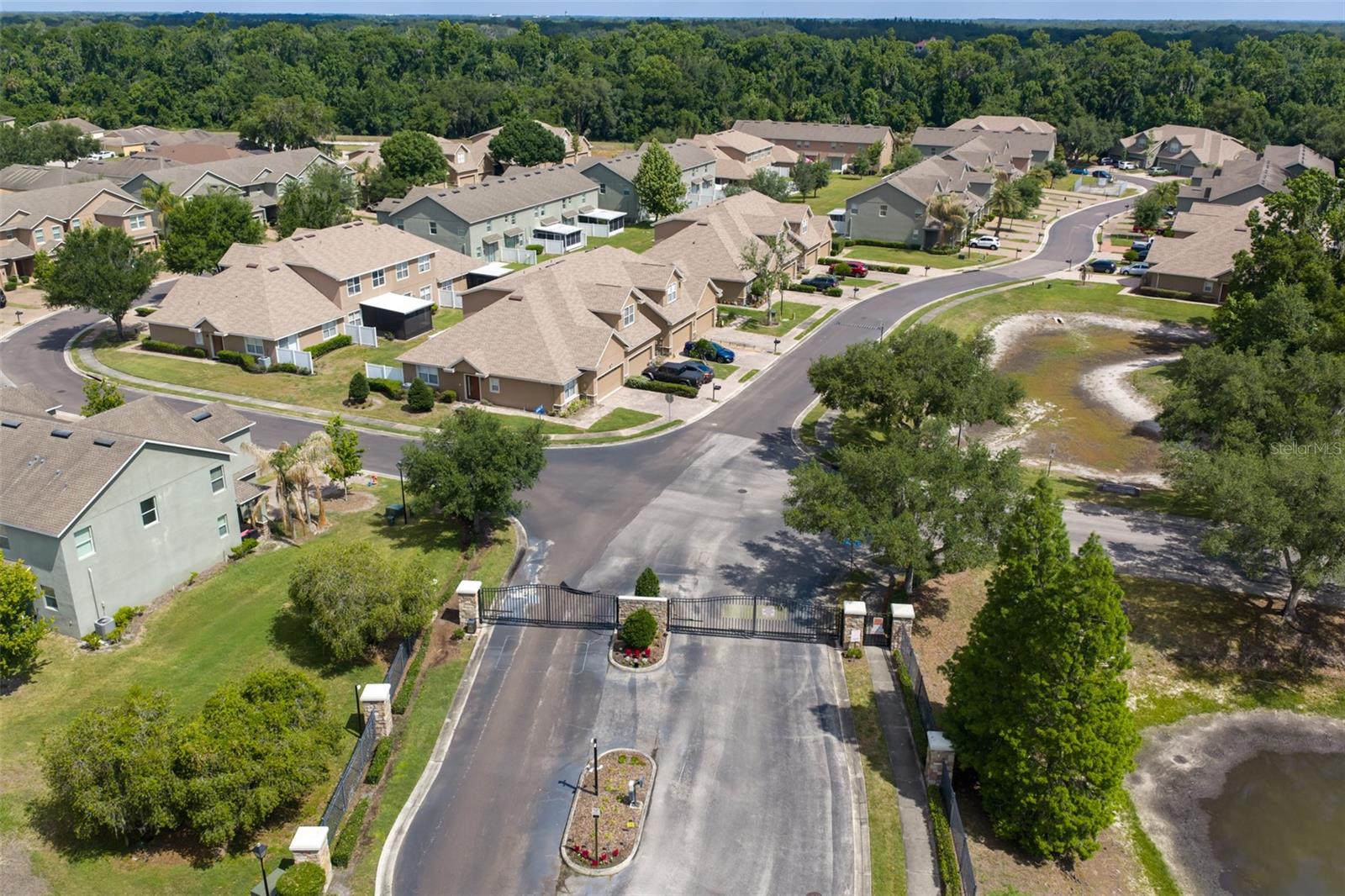 CHELSEA OAKS - Residential