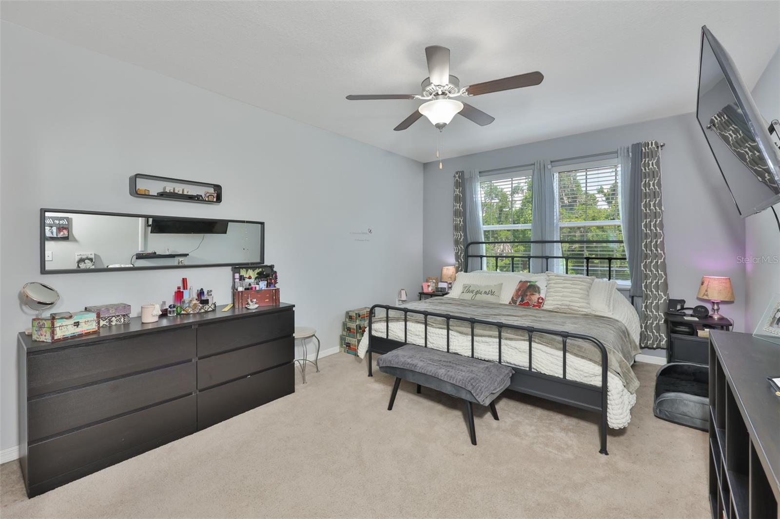 CHELSEA OAKS - Residential