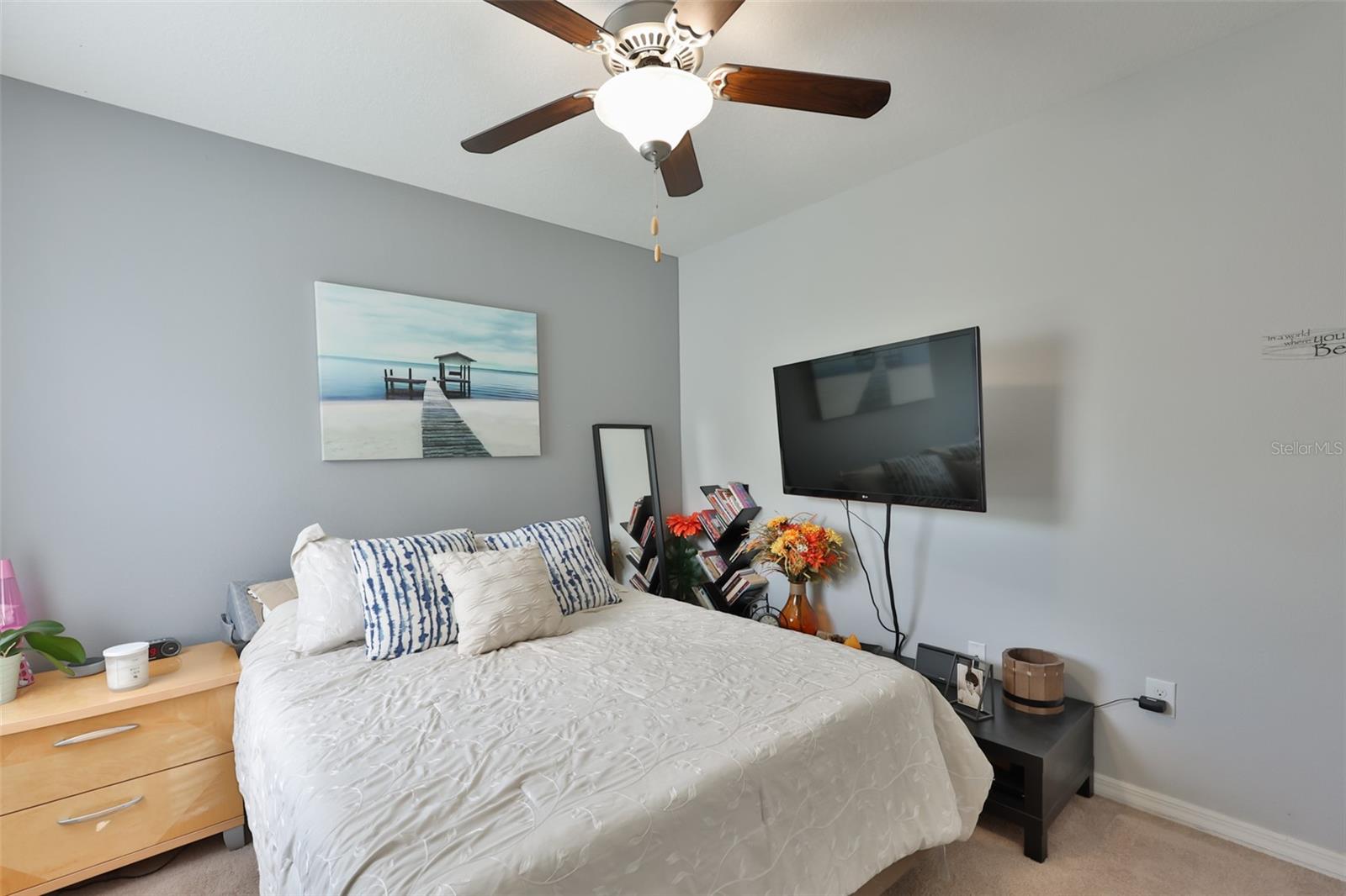 CHELSEA OAKS - Residential