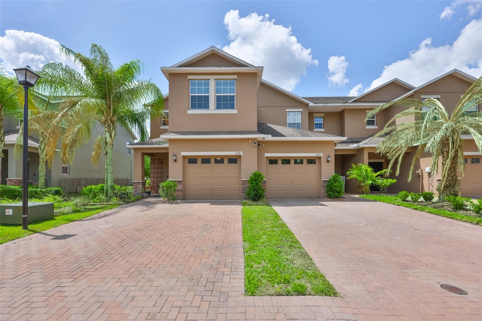 CHELSEA OAKS - Residential