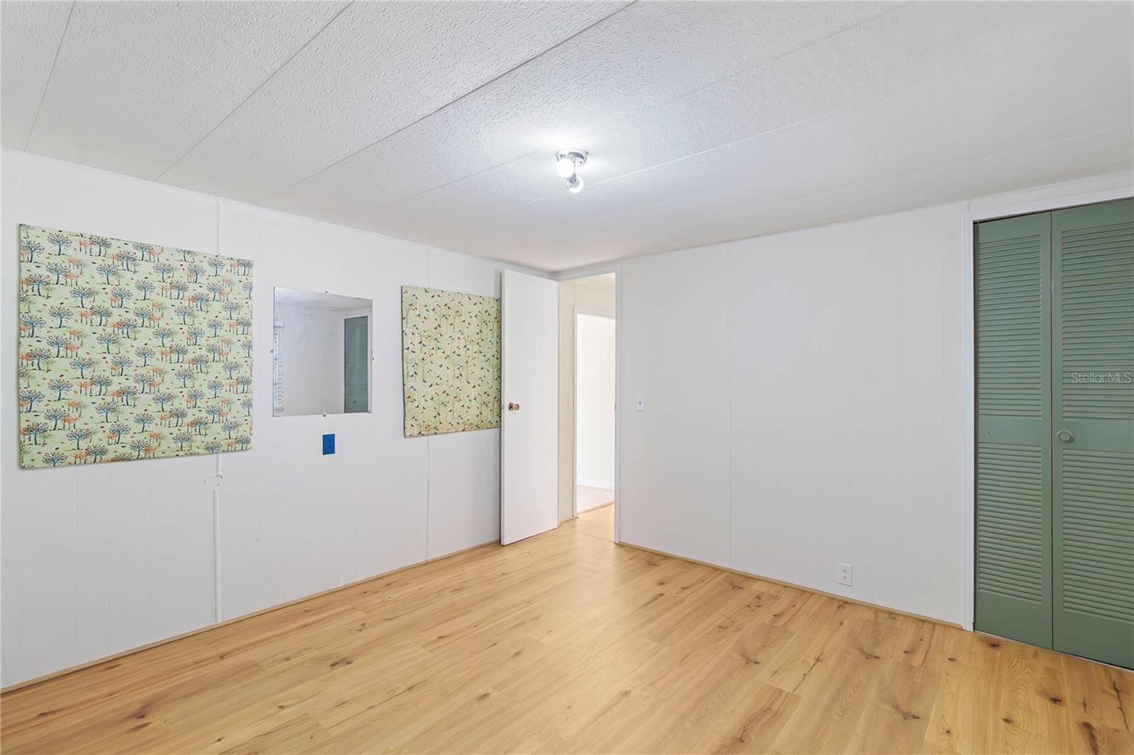 TOPS TERRACE - Residential Lease