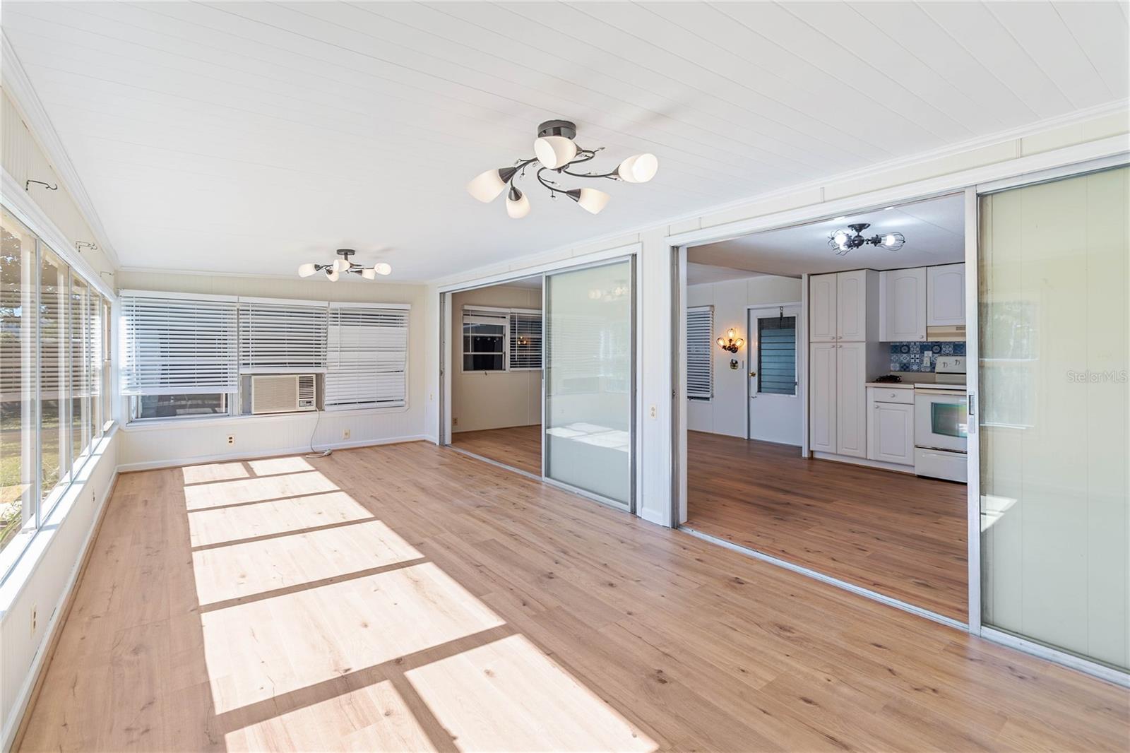 TOPS TERRACE - Residential Lease