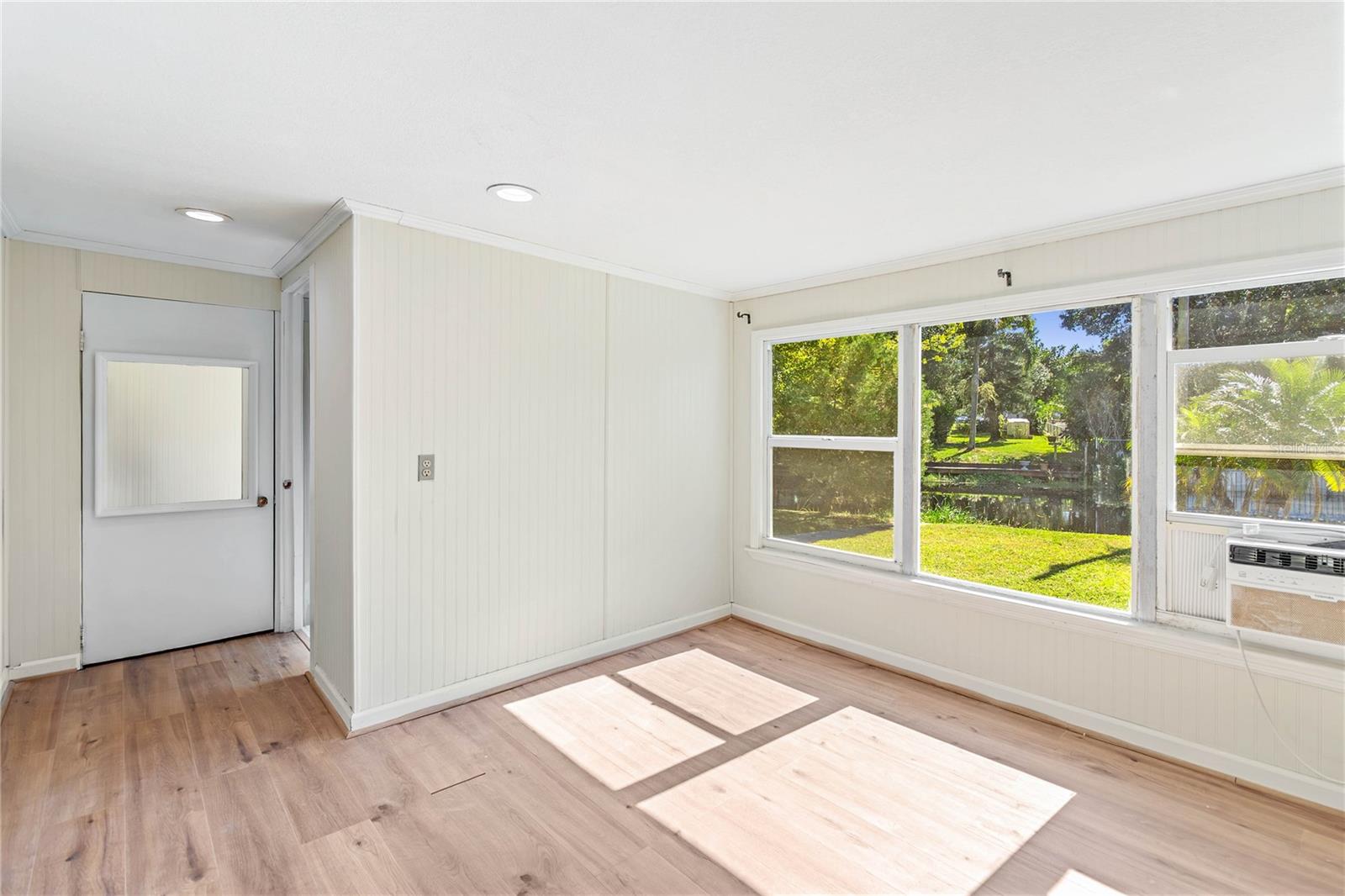 TOPS TERRACE - Residential Lease