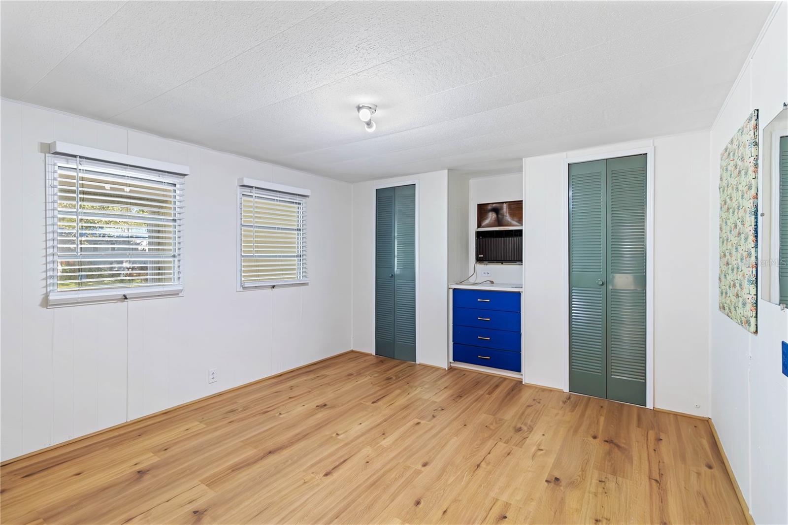 TOPS TERRACE - Residential Lease