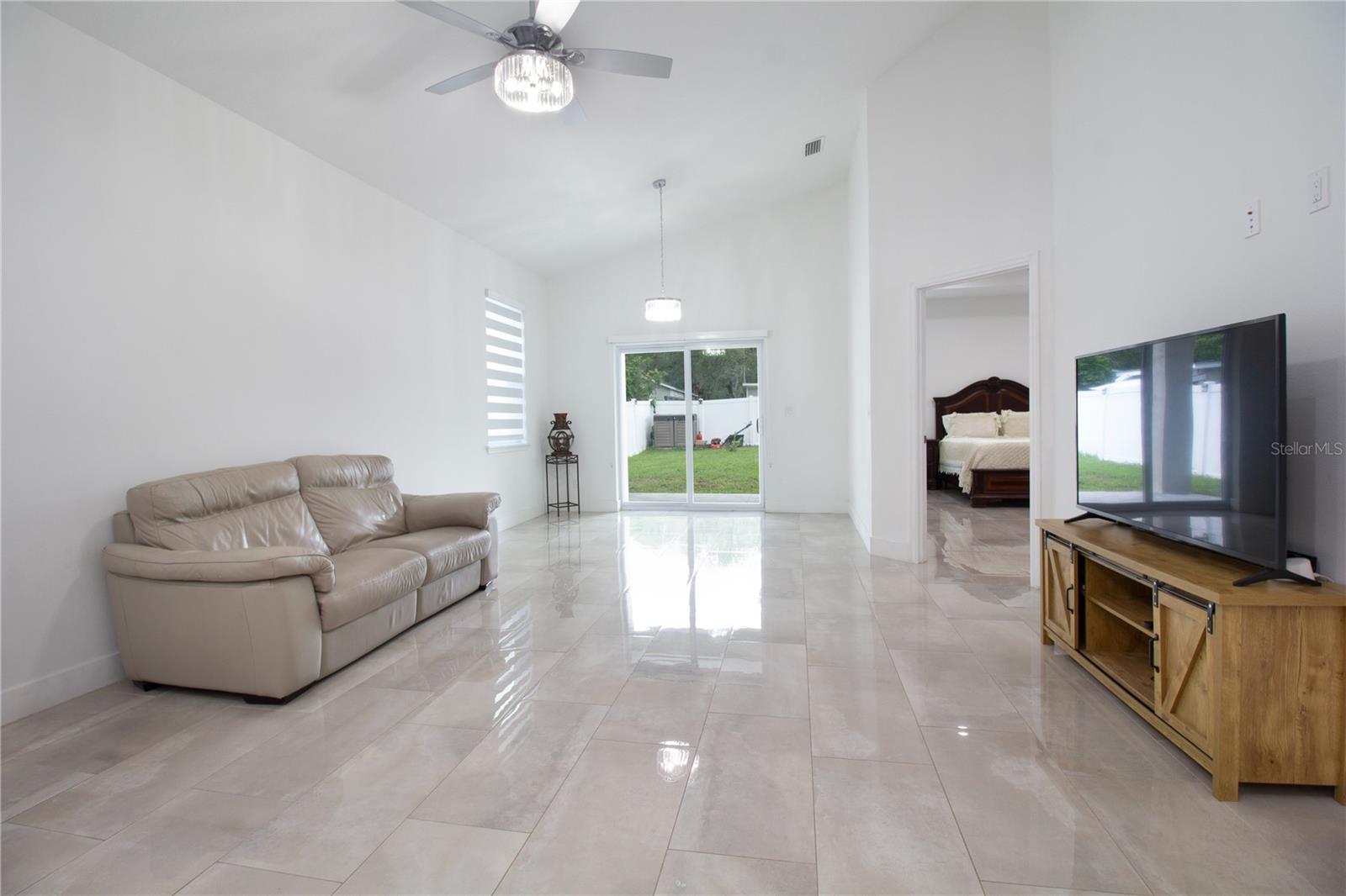 EL PORTAL - Residential