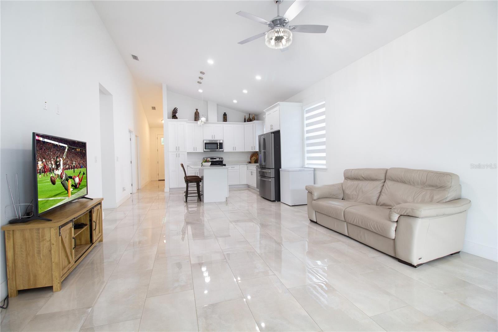 EL PORTAL - Residential