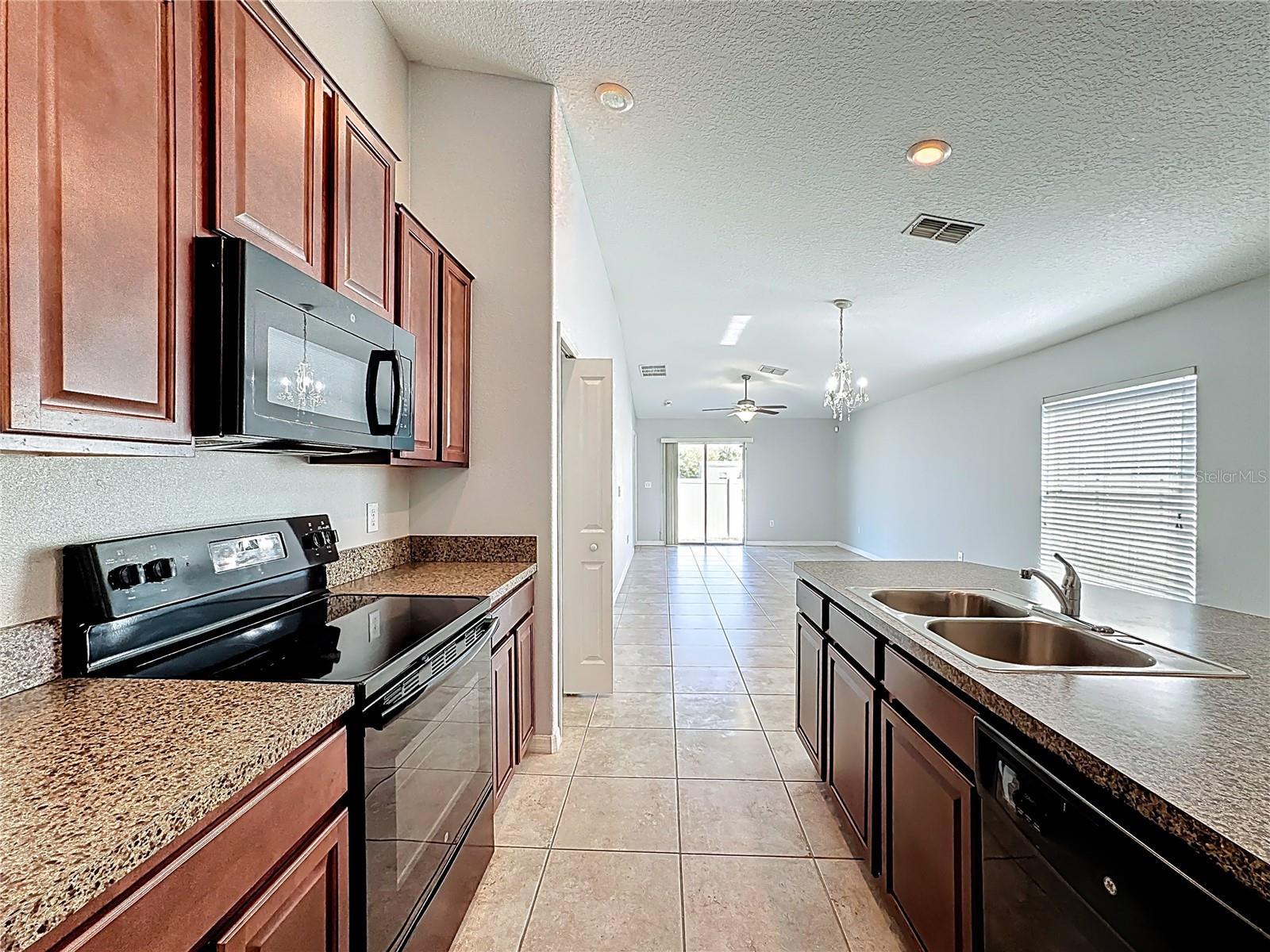 RIVERBEND WEST PH 1 - Residential