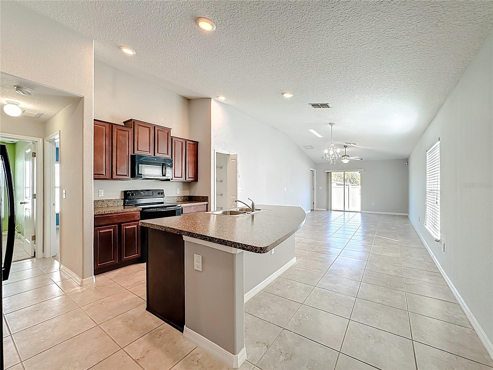 RIVERBEND WEST PH 1 - Residential