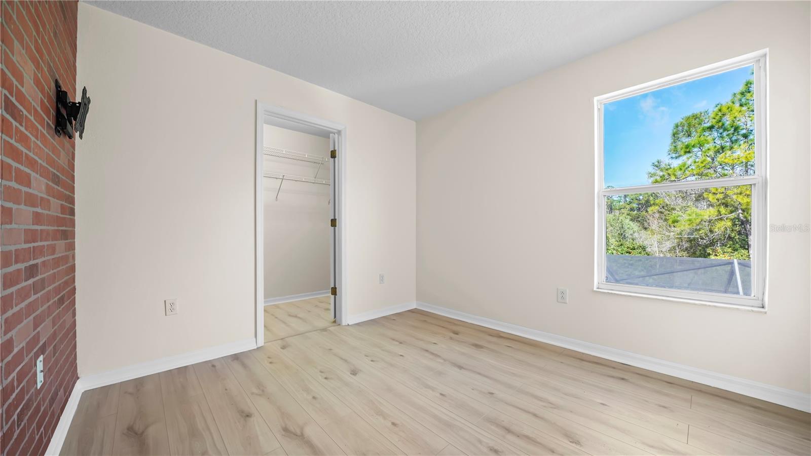 RIVER CHASE SUB - Residential