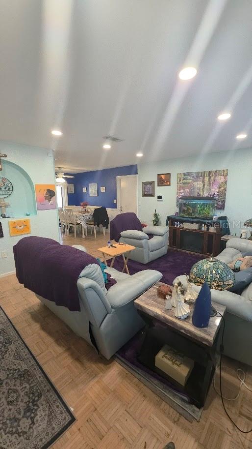 WILLISTON HLNDS - Residential