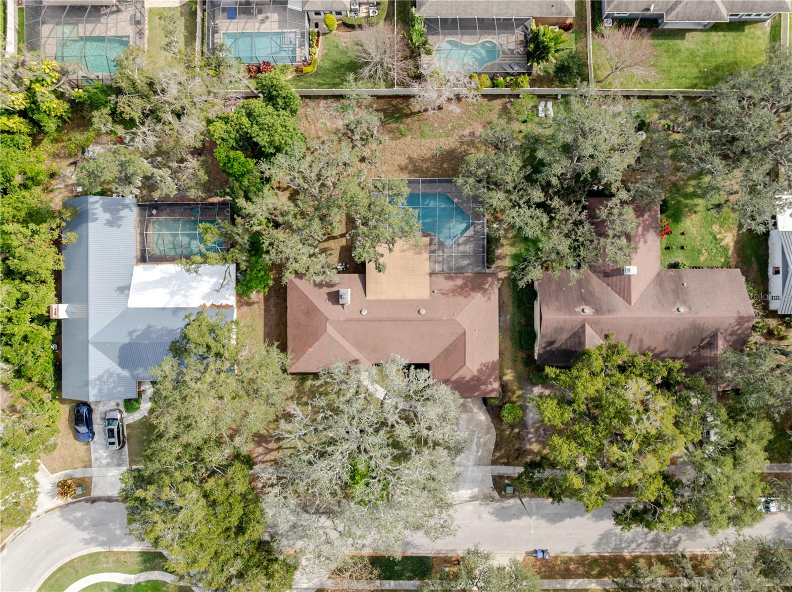 COLLEGE HILL WOODS - Residential