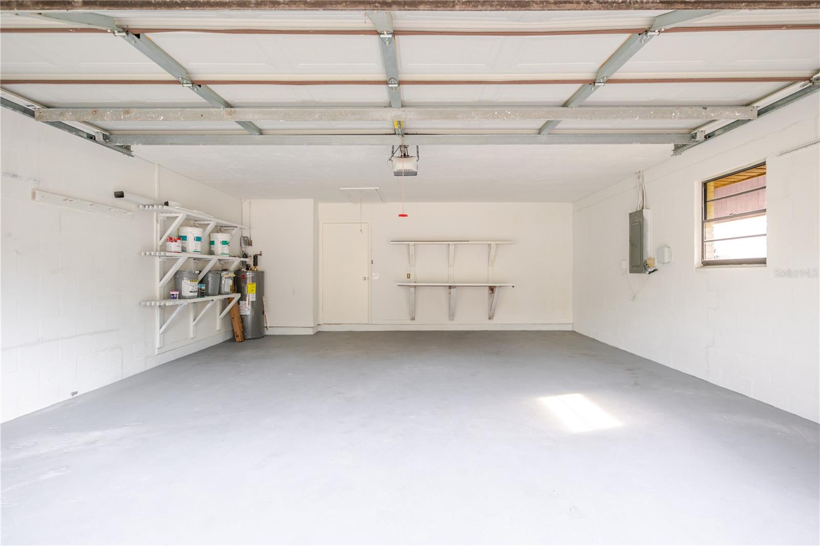 COLLEGE HILL WOODS - Residential