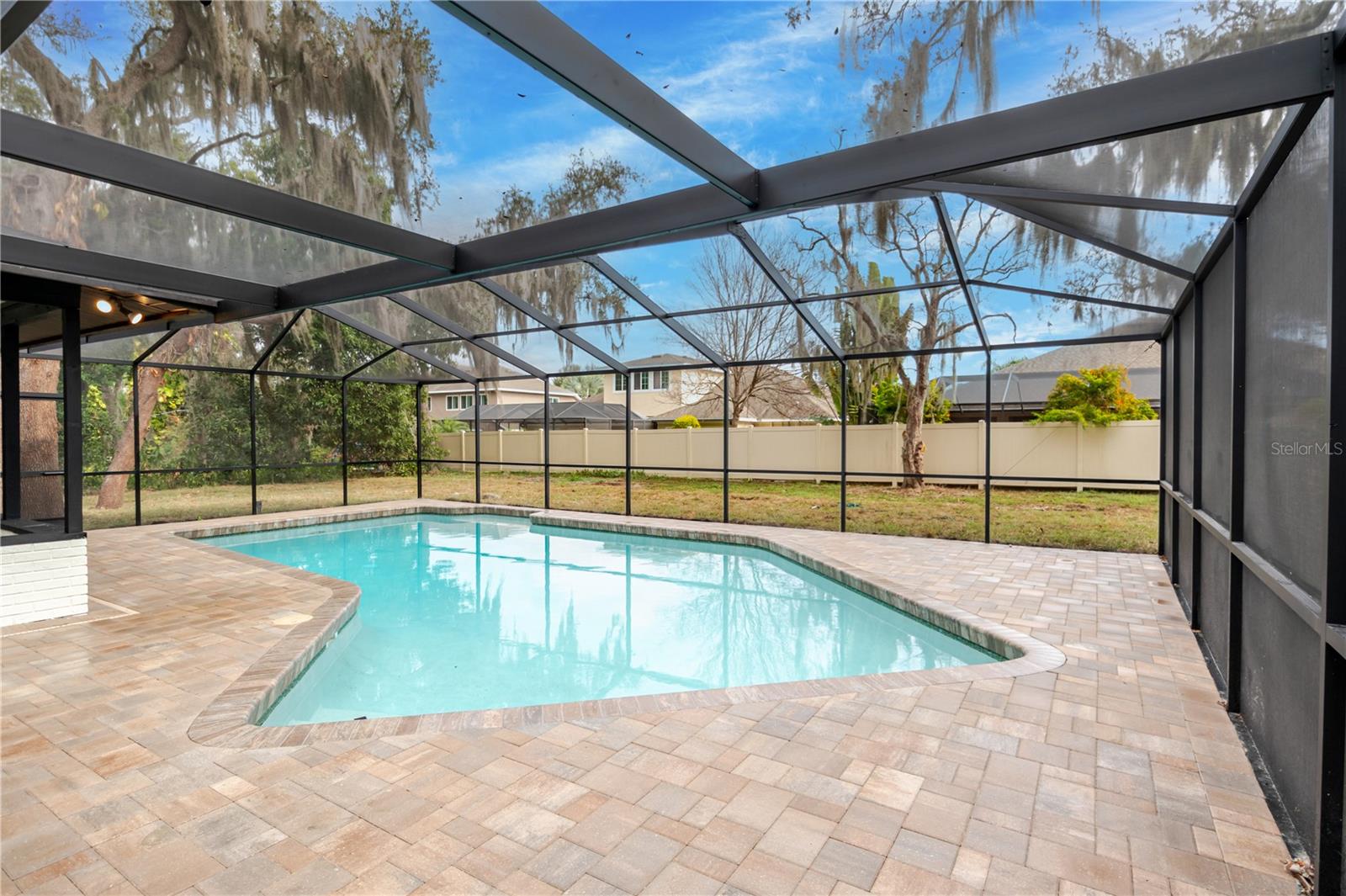 COLLEGE HILL WOODS - Residential