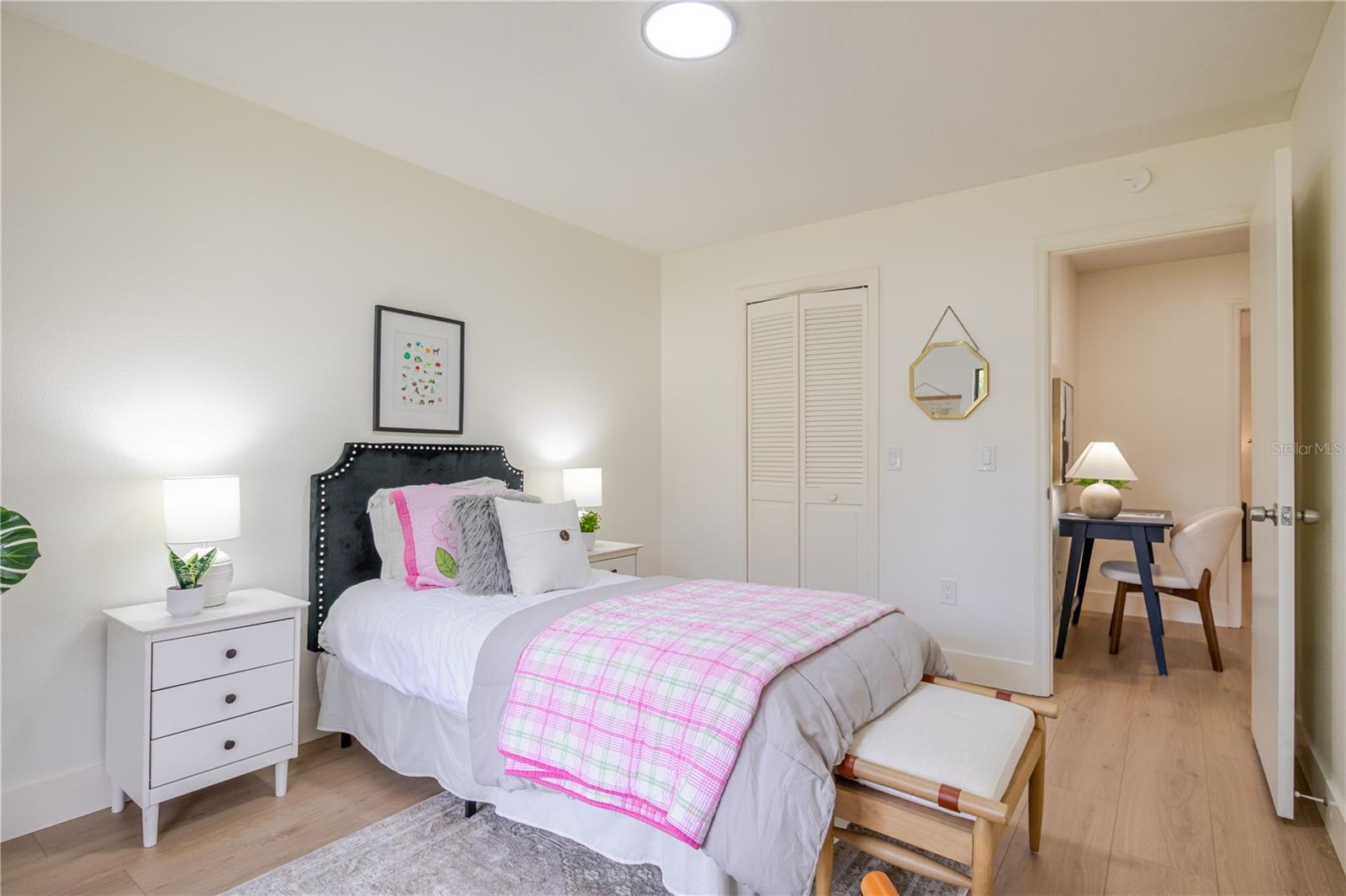 COLLEGE HILL WOODS - Residential