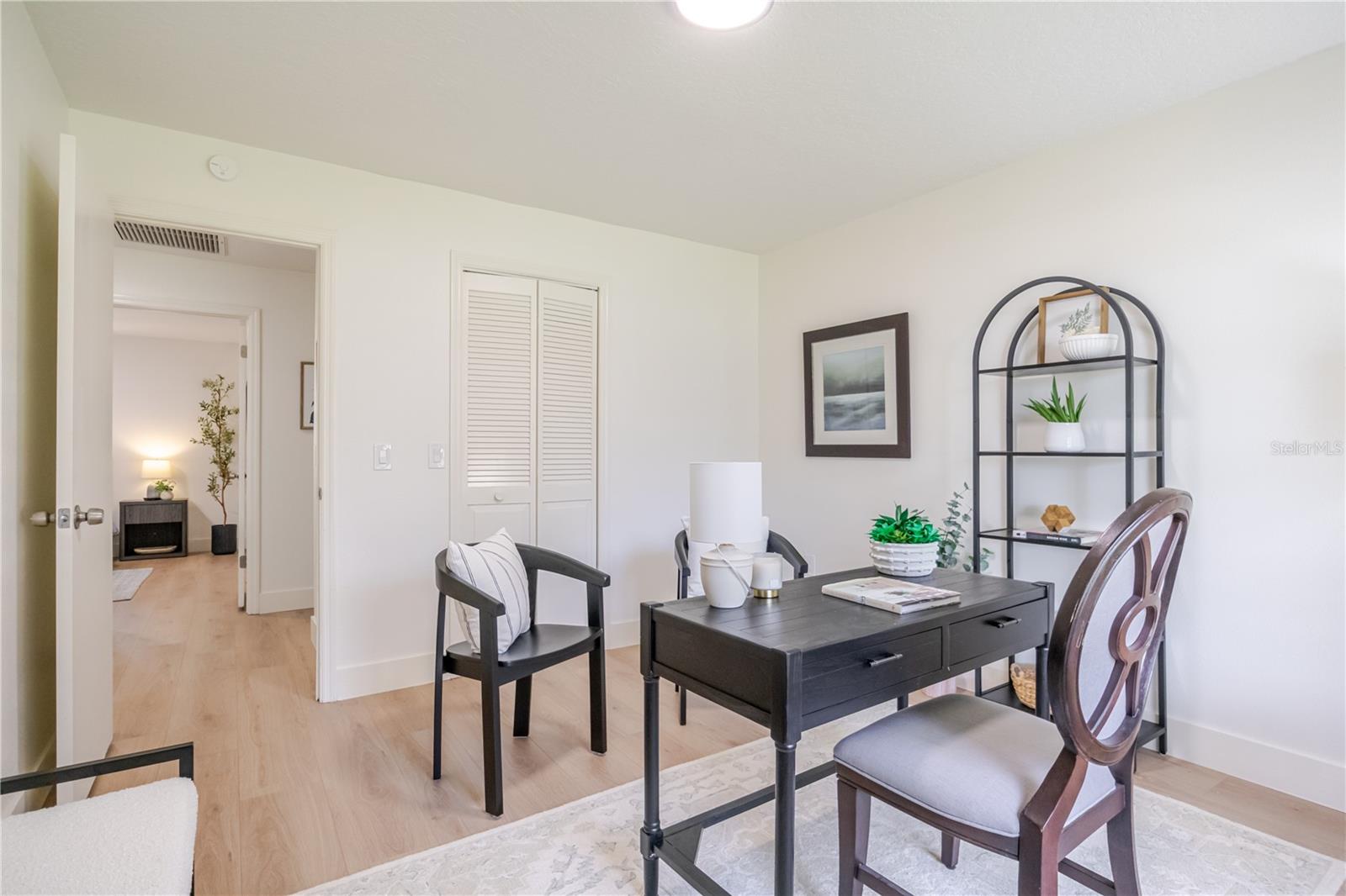 COLLEGE HILL WOODS - Residential