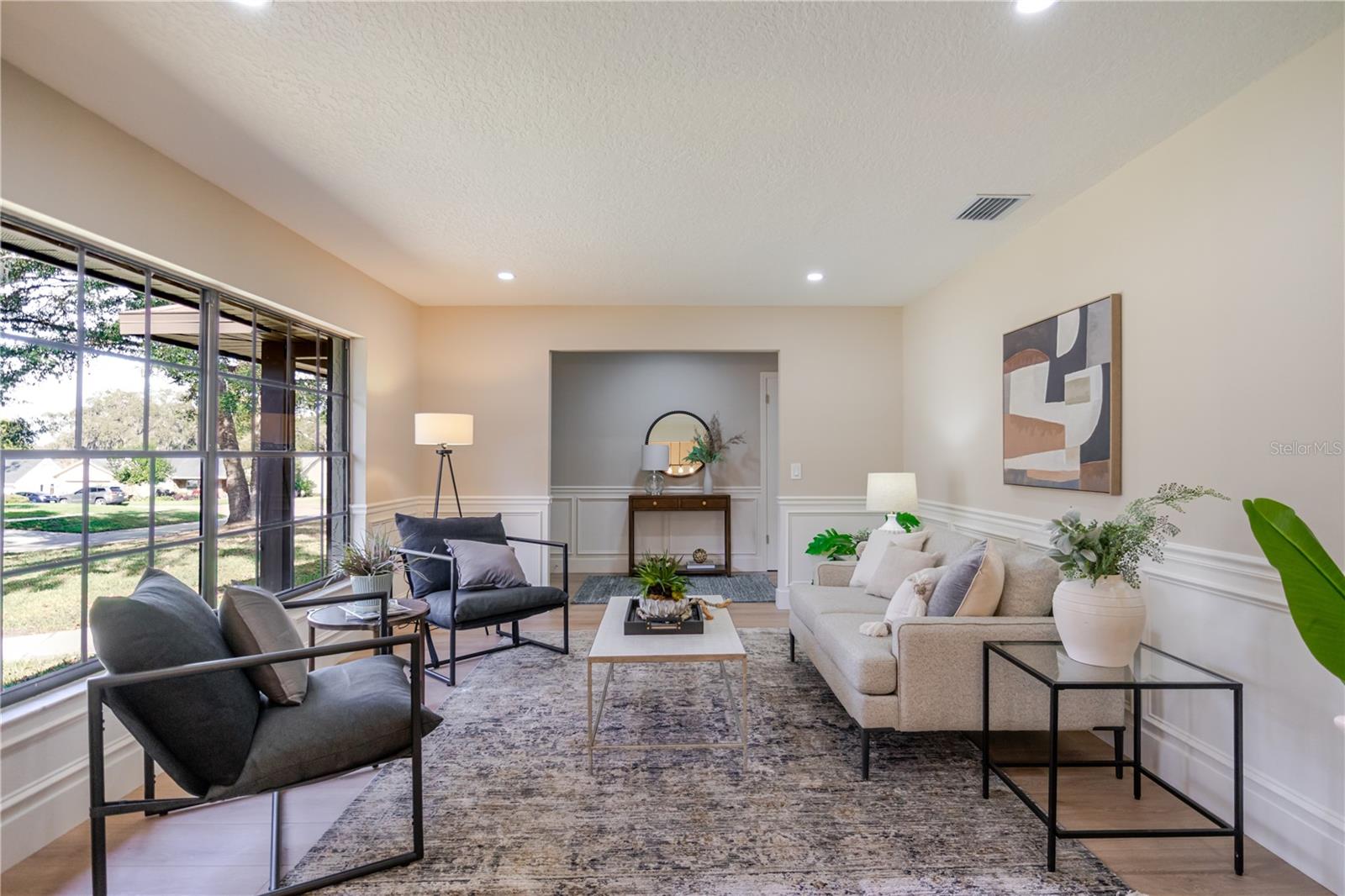 COLLEGE HILL WOODS - Residential