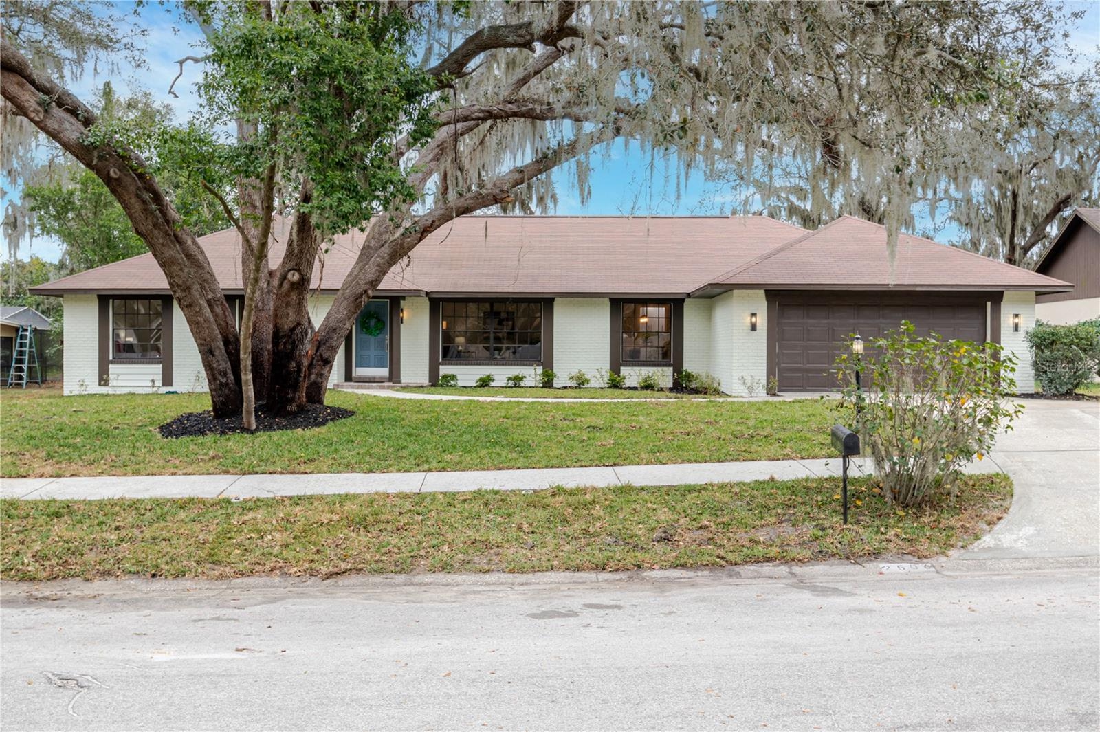 COLLEGE HILL WOODS - Residential