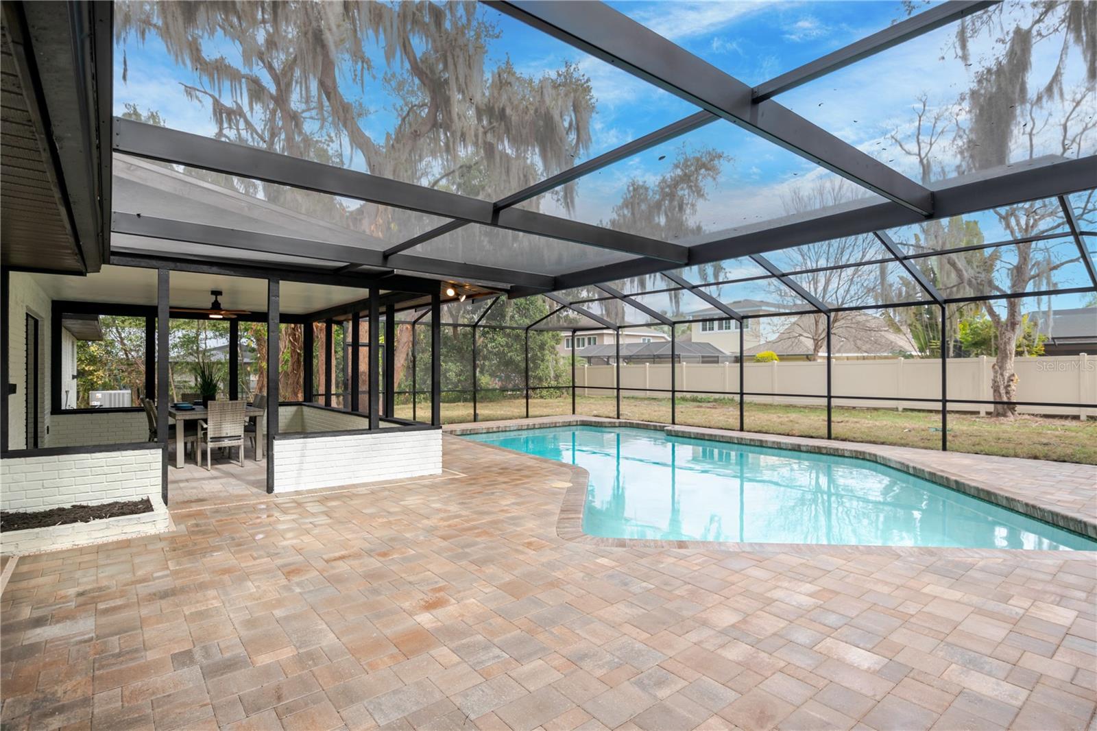 COLLEGE HILL WOODS - Residential