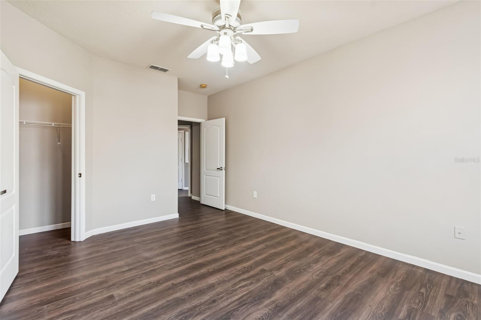 THE VILLAS CONDO - Residential