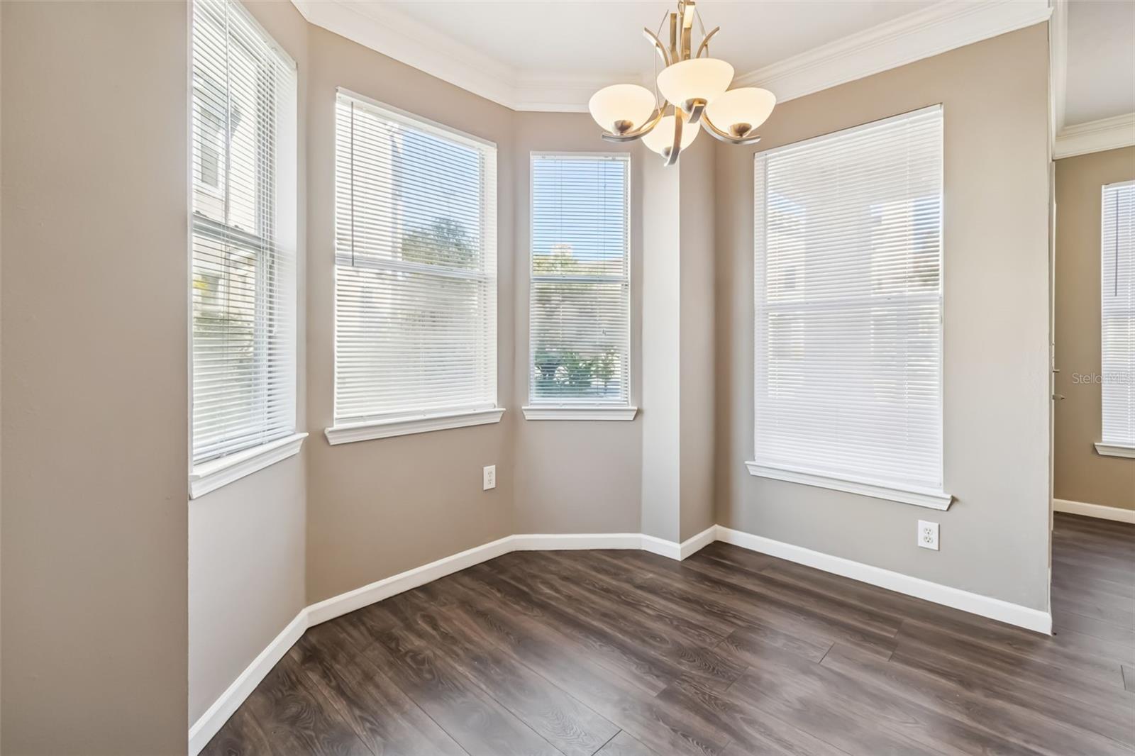 THE VILLAS CONDO - Residential