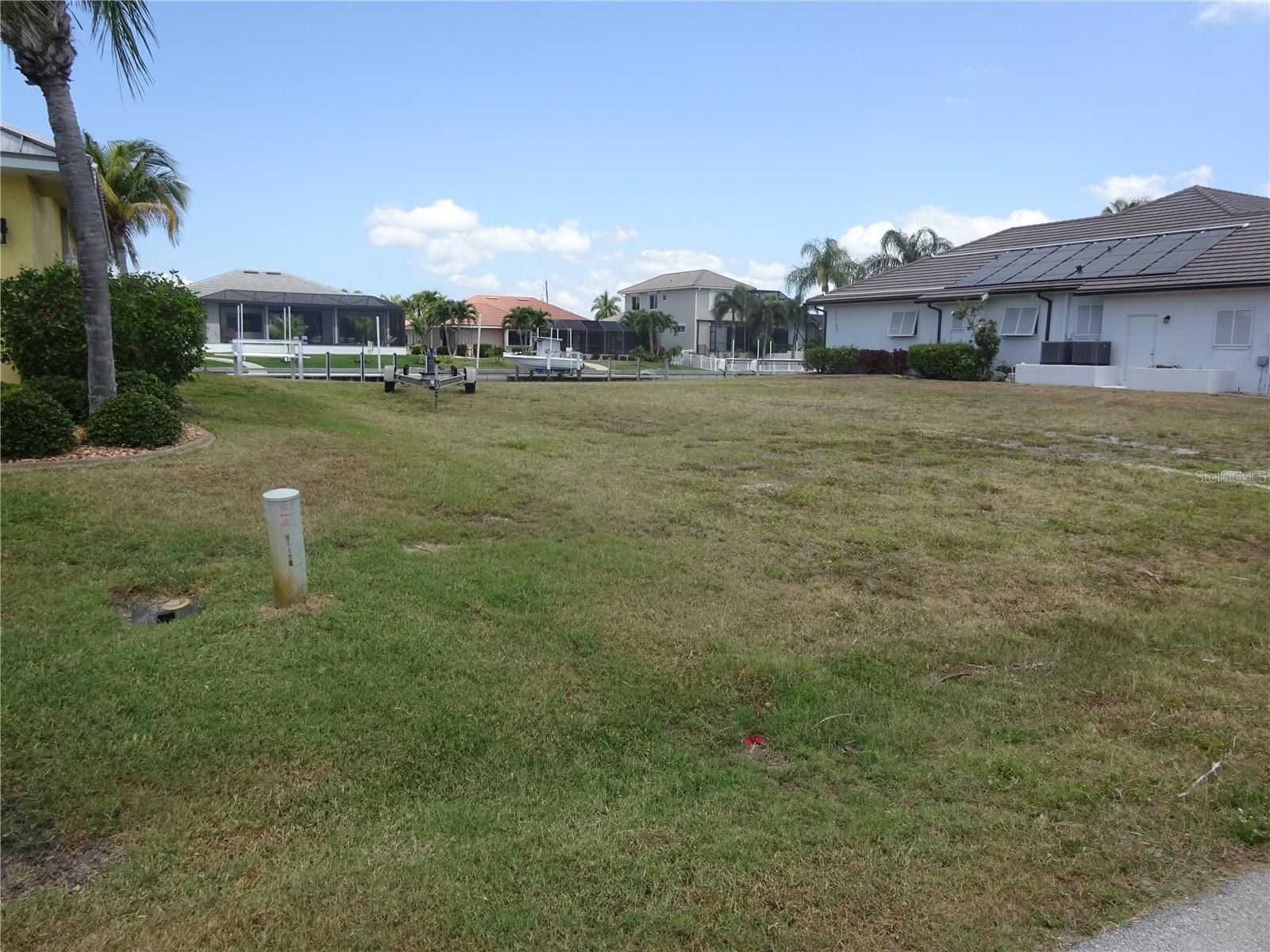 3611 BONAIRE COURT