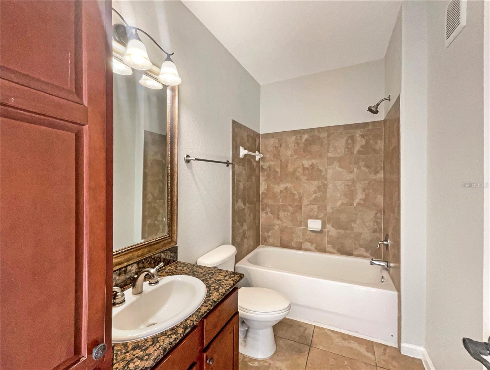 BELLA PIAZZA - Residential