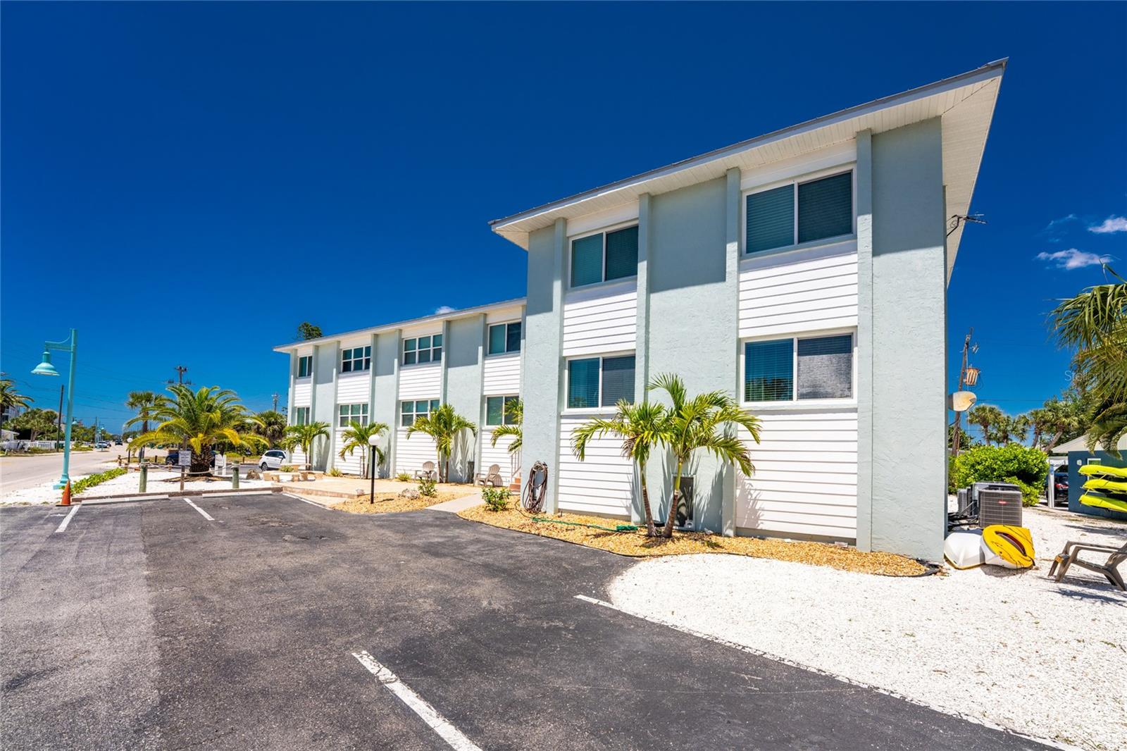 1285 GULF BOULEVARD 4