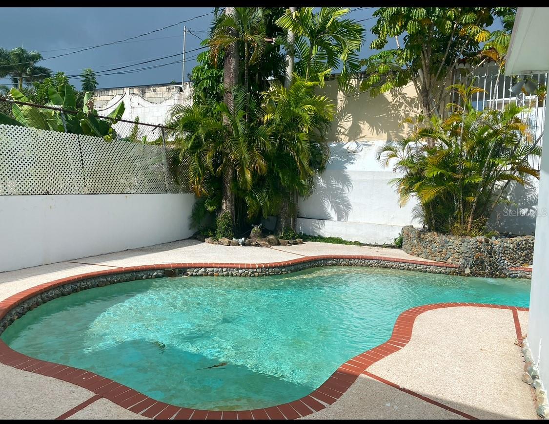 PARKVILLE - Residential Lease