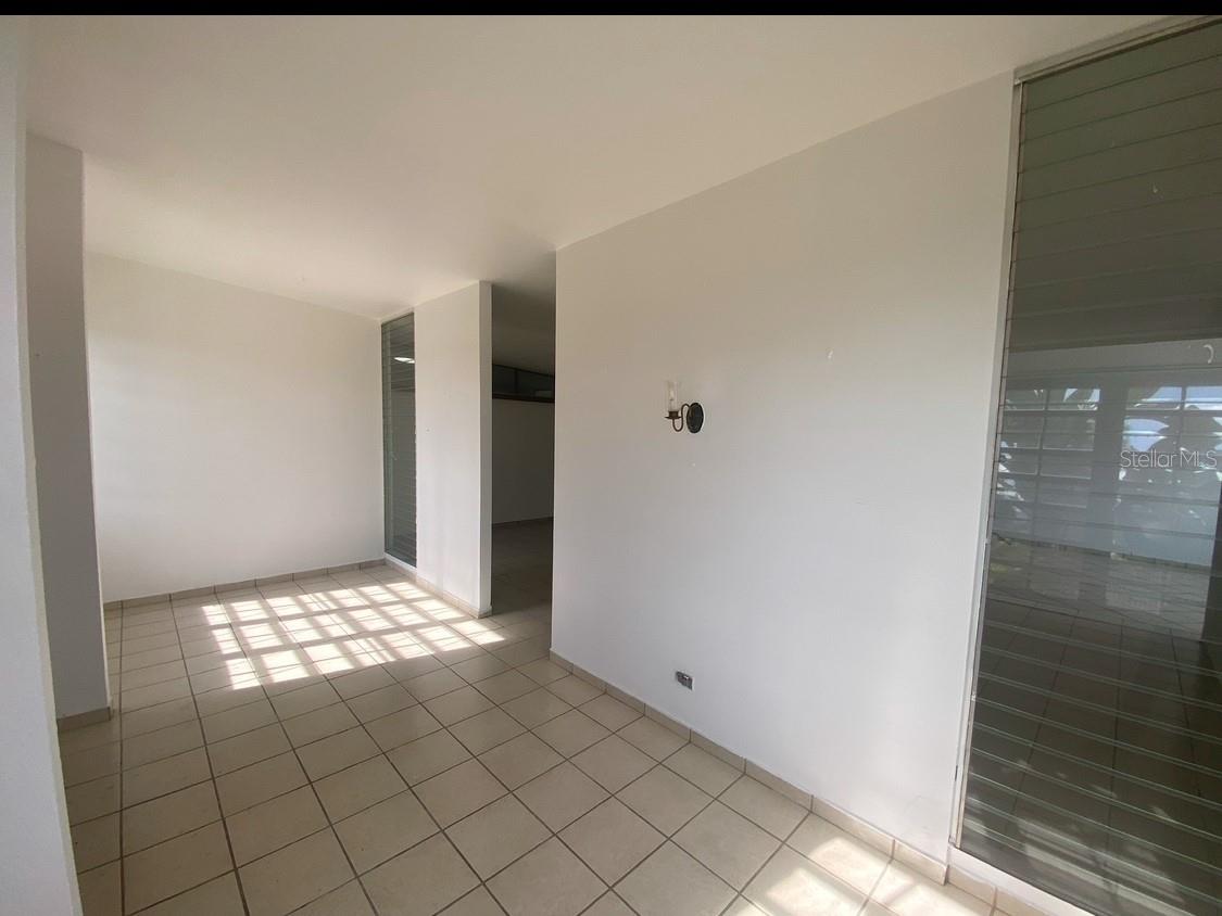 PARKVILLE - Residential Lease